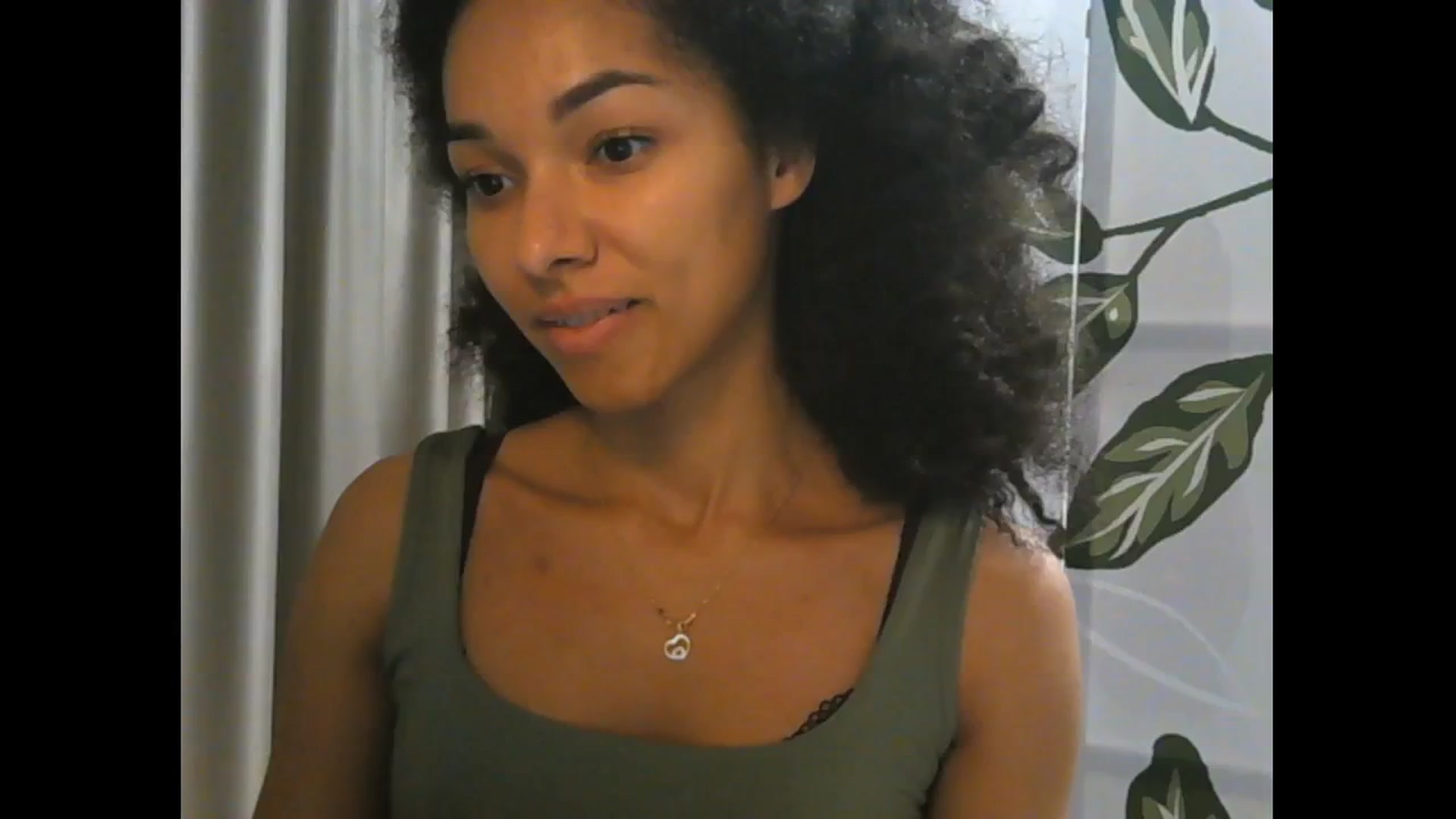 Gallery image thumbnail from Carmel_Dee's myfreecams stream on, 10/18/2024, 20:58 image 2 of 20