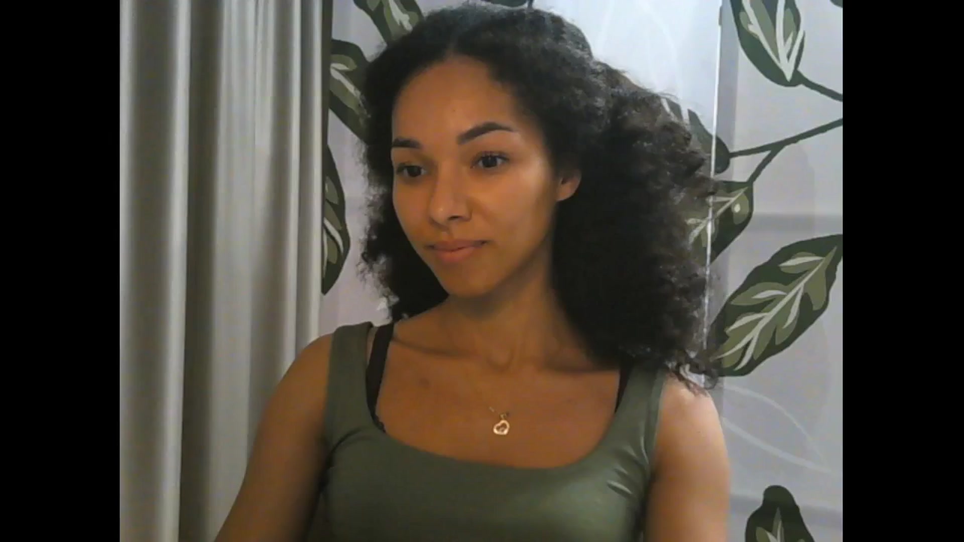 Gallery image thumbnail from Carmel_Dee's myfreecams stream on, 10/18/2024, 20:58 image 3 of 20