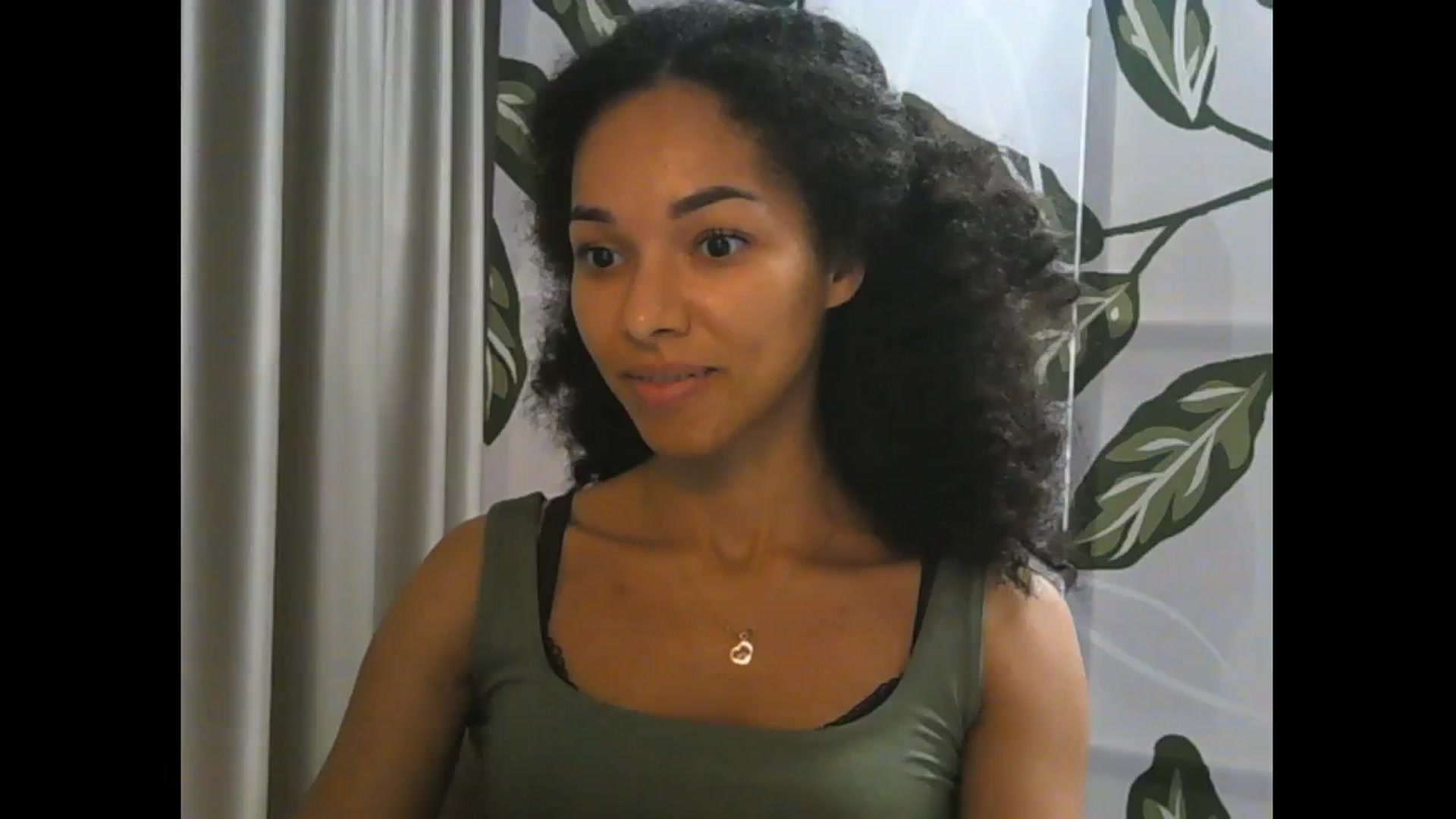 Gallery image thumbnail from Carmel_Dee's myfreecams stream on, 10/18/2024, 20:58 image 4 of 20