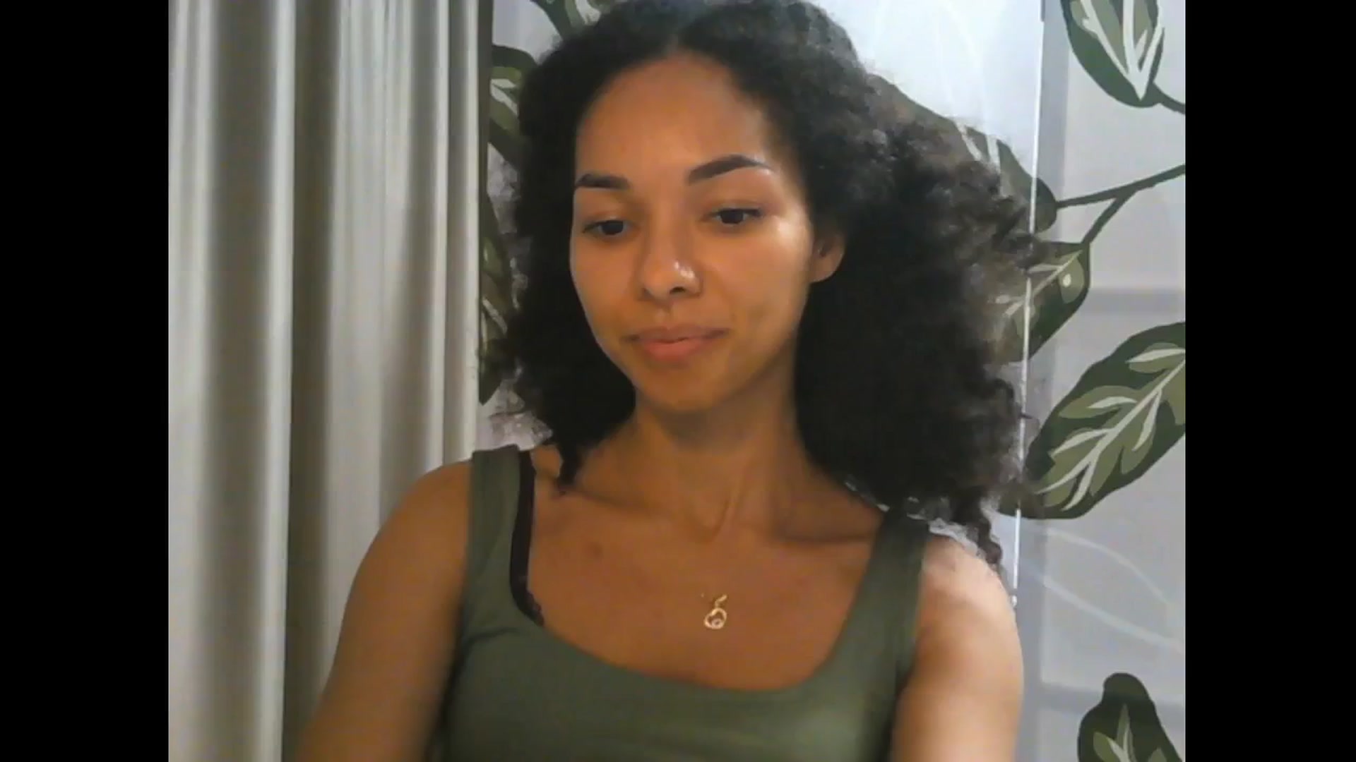 Gallery image thumbnail from Carmel_Dee's myfreecams stream on, 10/18/2024, 21:32 image 1 of 20