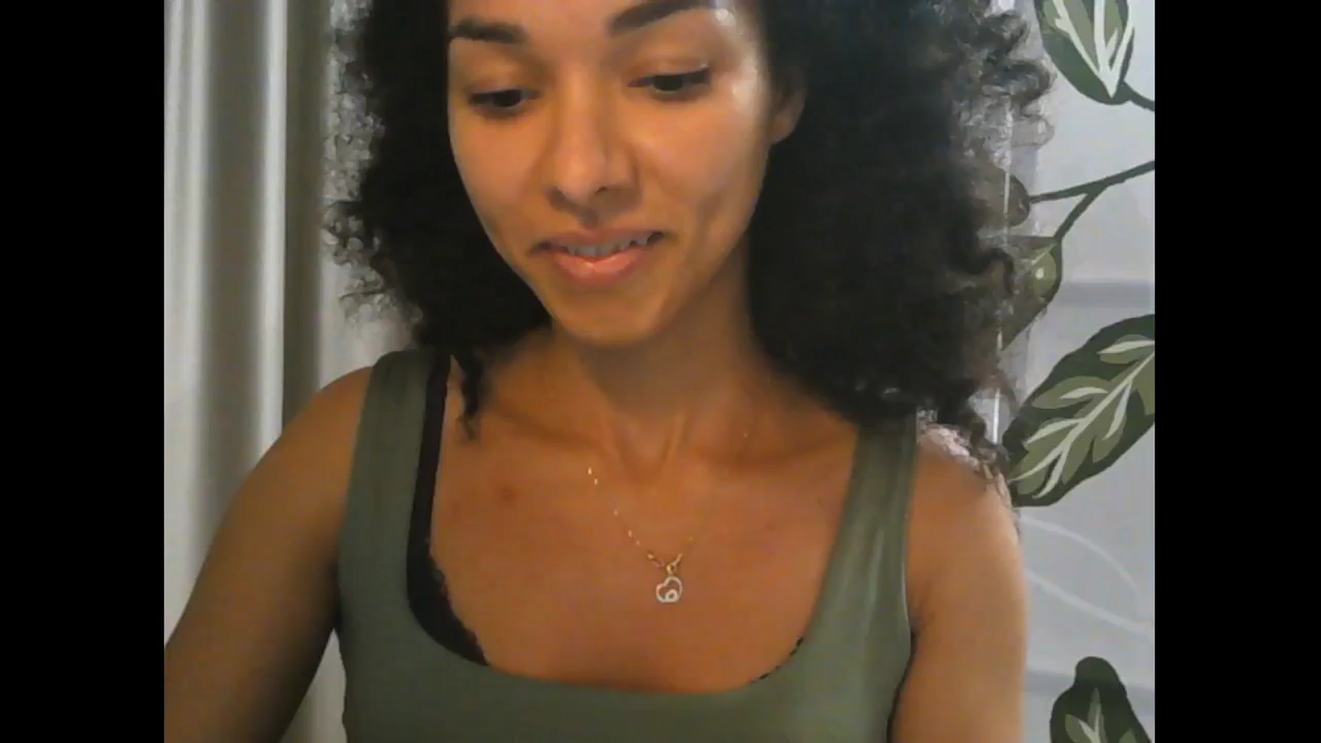 Gallery image thumbnail from Carmel_Dee's myfreecams stream on, 10/18/2024, 21:32 image 5 of 20