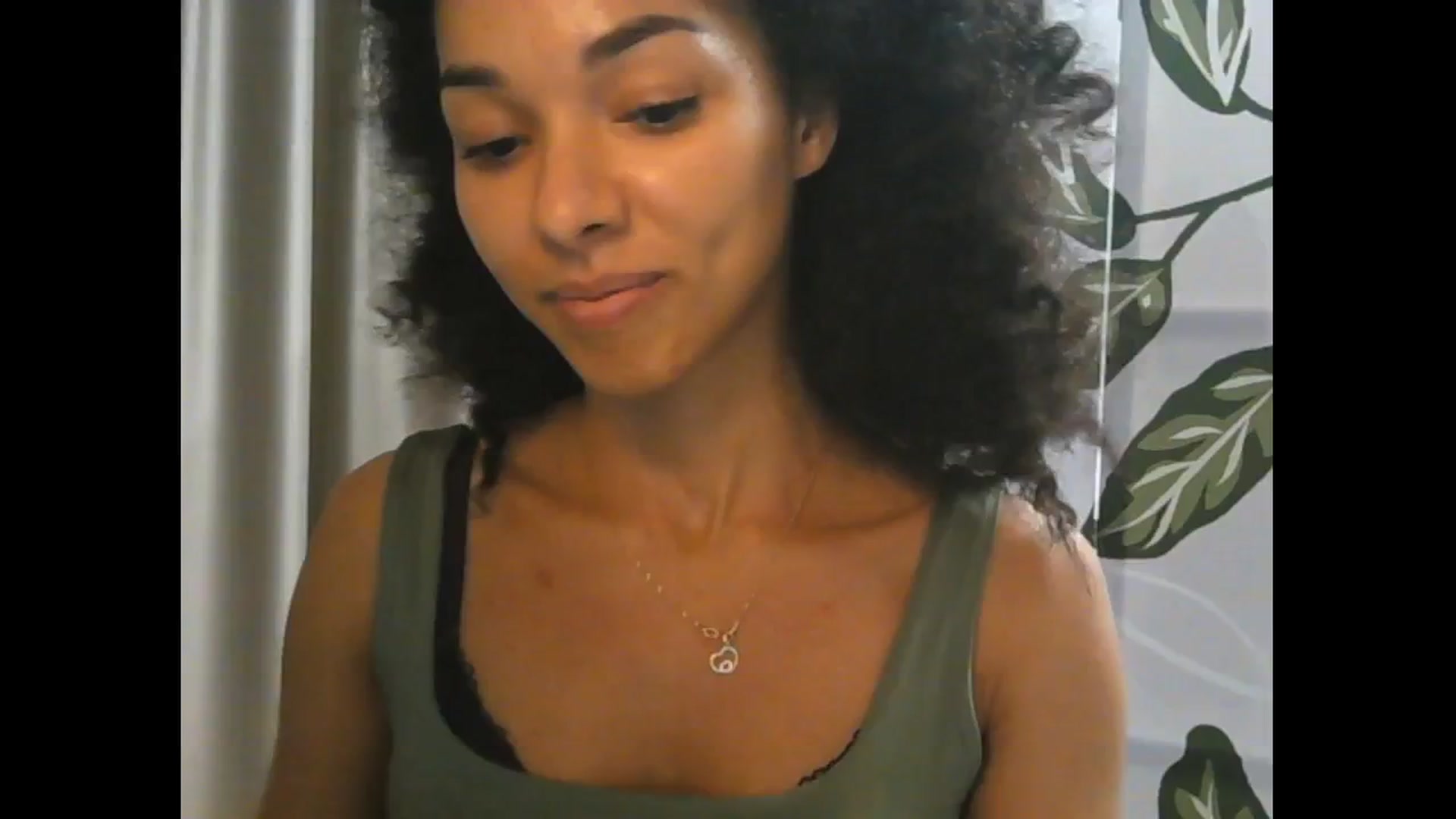 Gallery image thumbnail from Carmel_Dee's myfreecams stream on, 10/18/2024, 21:32 image 8 of 20