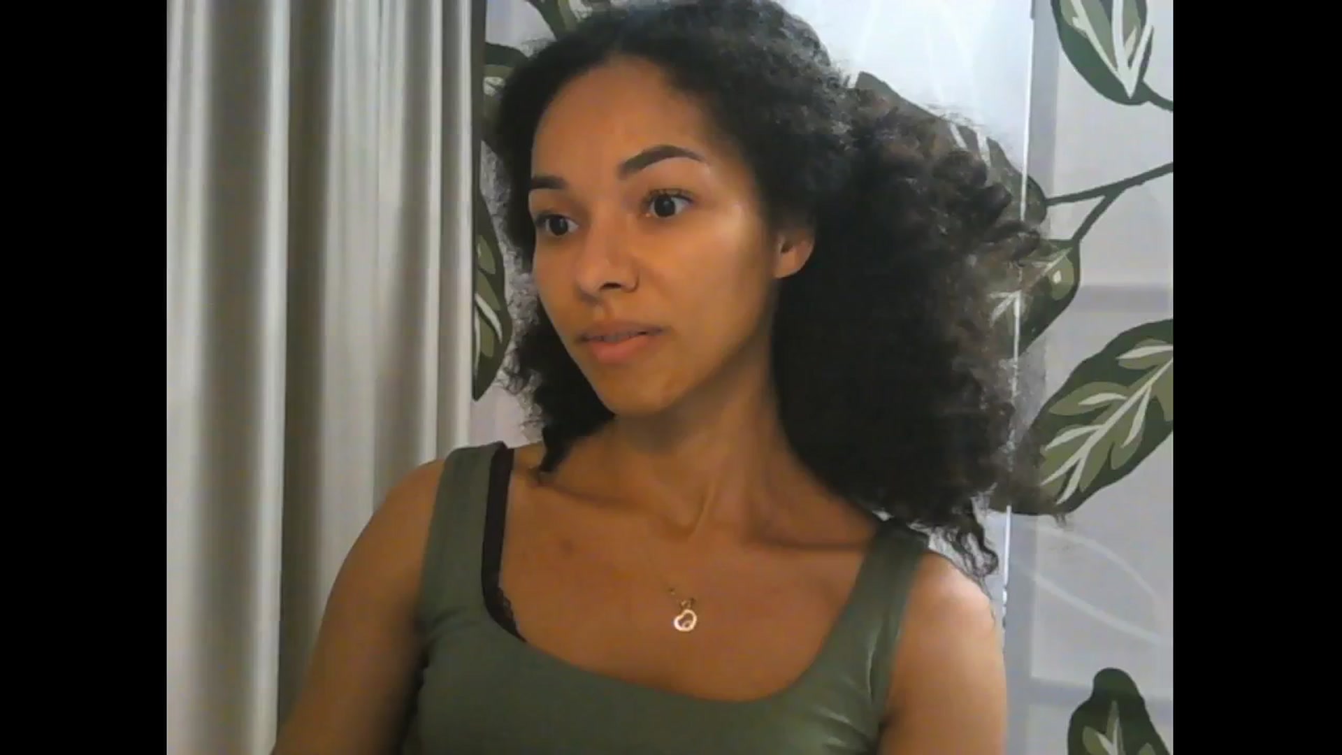 Gallery image thumbnail from Carmel_Dee's myfreecams stream on, 10/18/2024, 21:32 image 3 of 20