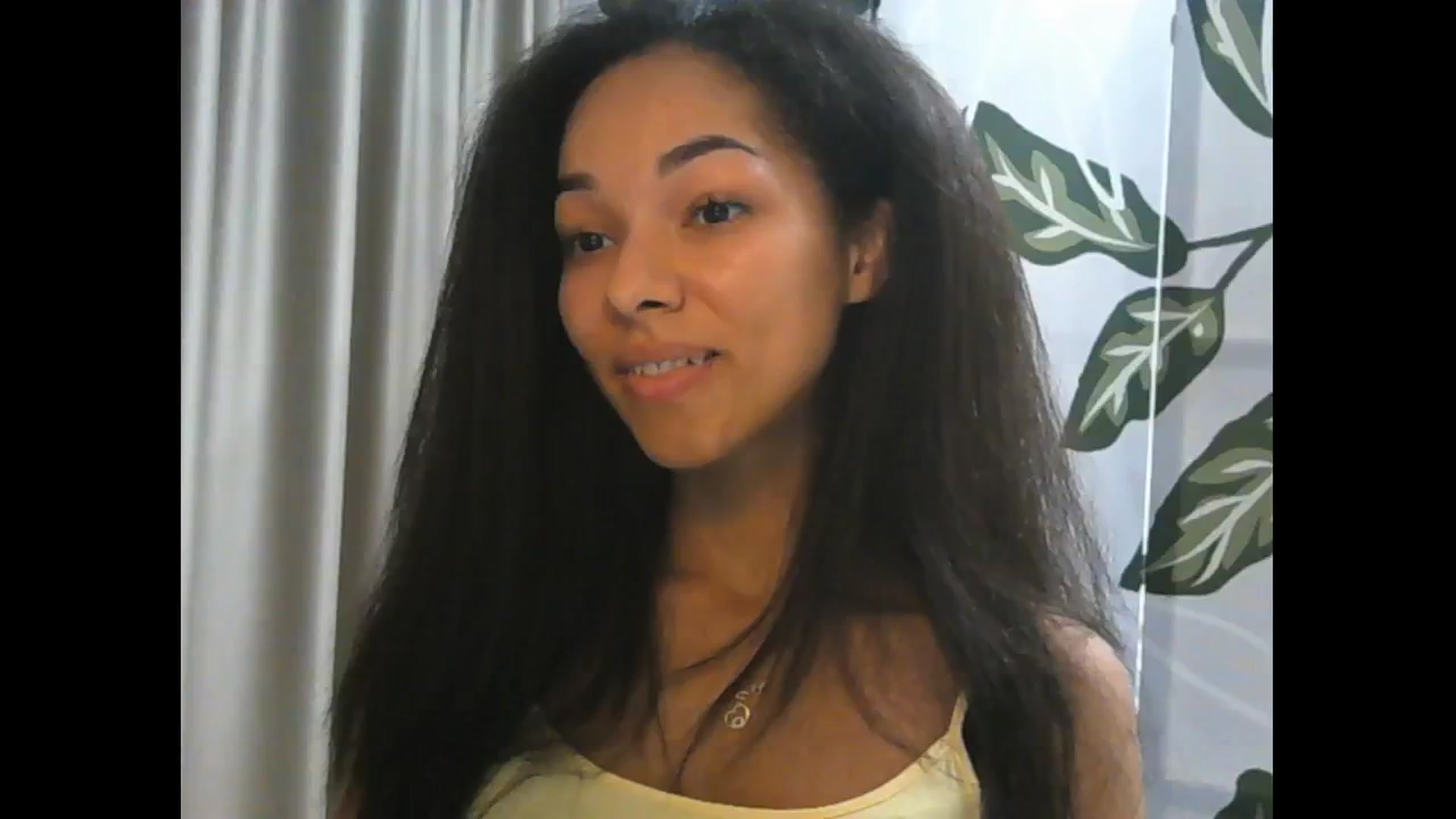 Gallery image thumbnail from Carmel_Dee's myfreecams stream on, 10/21/2024, 15:05 image 6 of 20