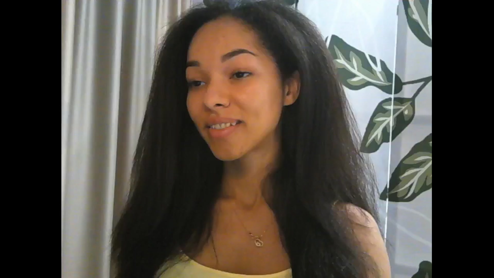 Gallery image thumbnail from Carmel_Dee's myfreecams stream on, 10/21/2024, 15:05 image 3 of 20