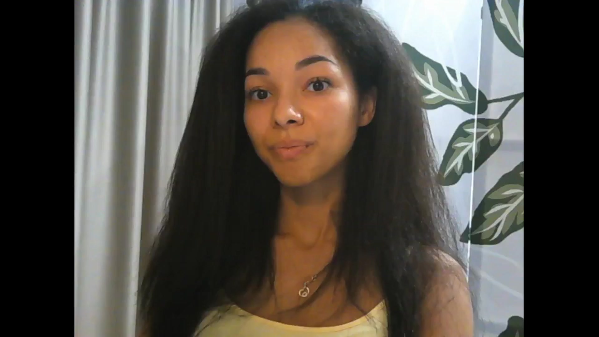 Gallery image thumbnail from Carmel_Dee's myfreecams stream on, 10/21/2024, 15:05 image 7 of 20