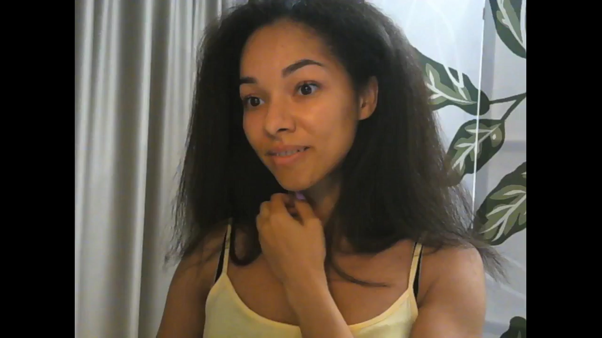 Gallery image thumbnail from Carmel_Dee's myfreecams stream on, 10/21/2024, 15:05 image 16 of 20