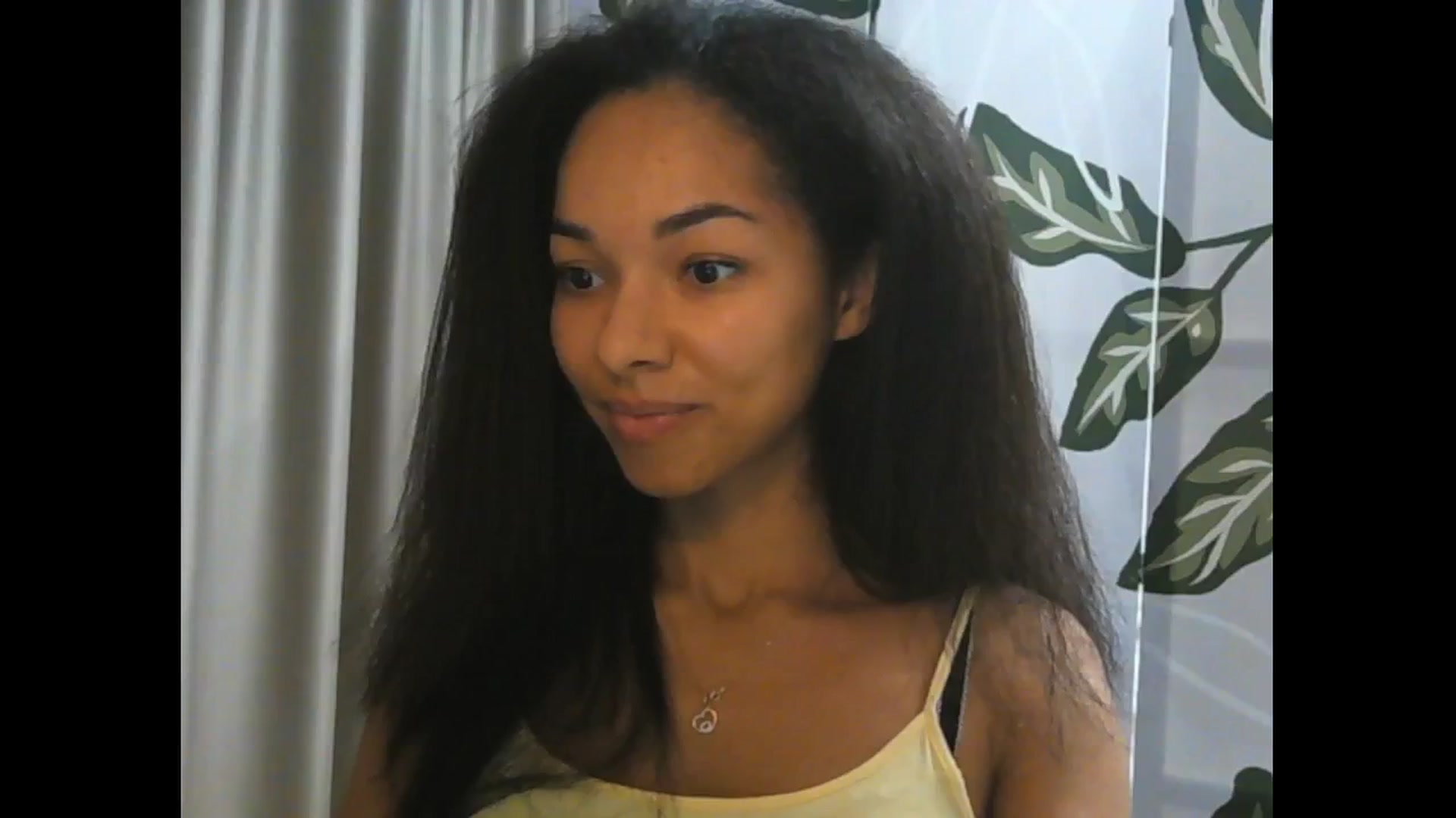 Gallery image thumbnail from Carmel_Dee's myfreecams stream on, 10/21/2024, 15:05 image 14 of 20