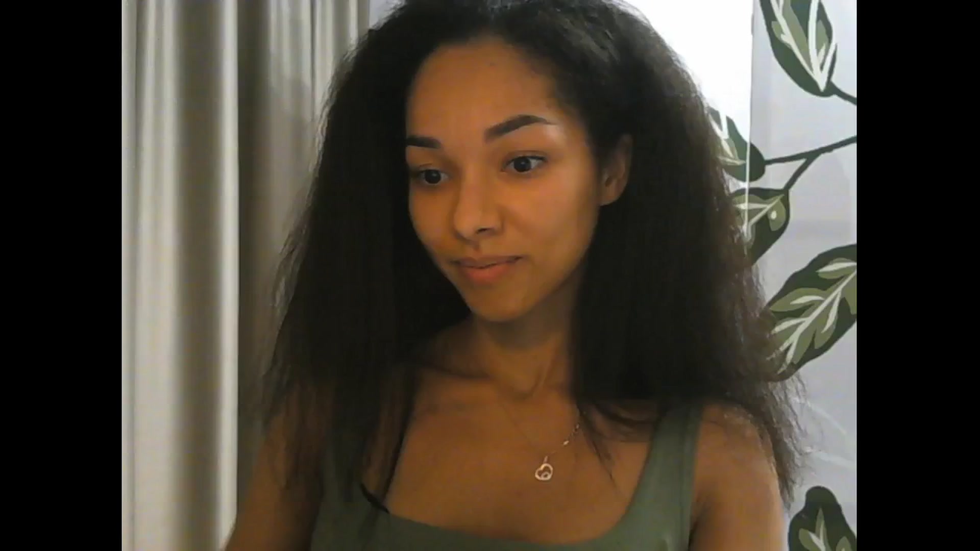 Gallery image thumbnail from Carmel_Dee's myfreecams stream on, 10/25/2024, 20:57 image 17 of 20