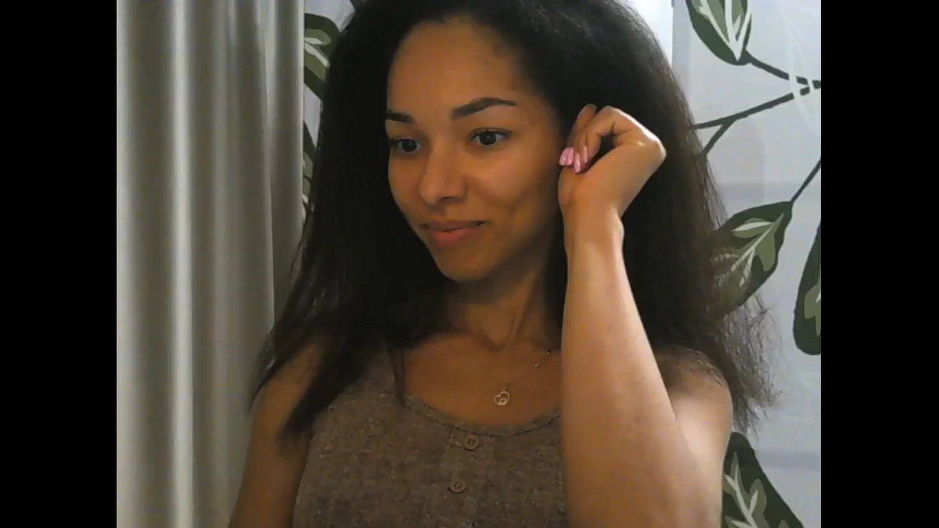 Gallery image thumbnail from Carmel_Dee's myfreecams stream on, 10/27/2024, 21:50 image 14 of 20