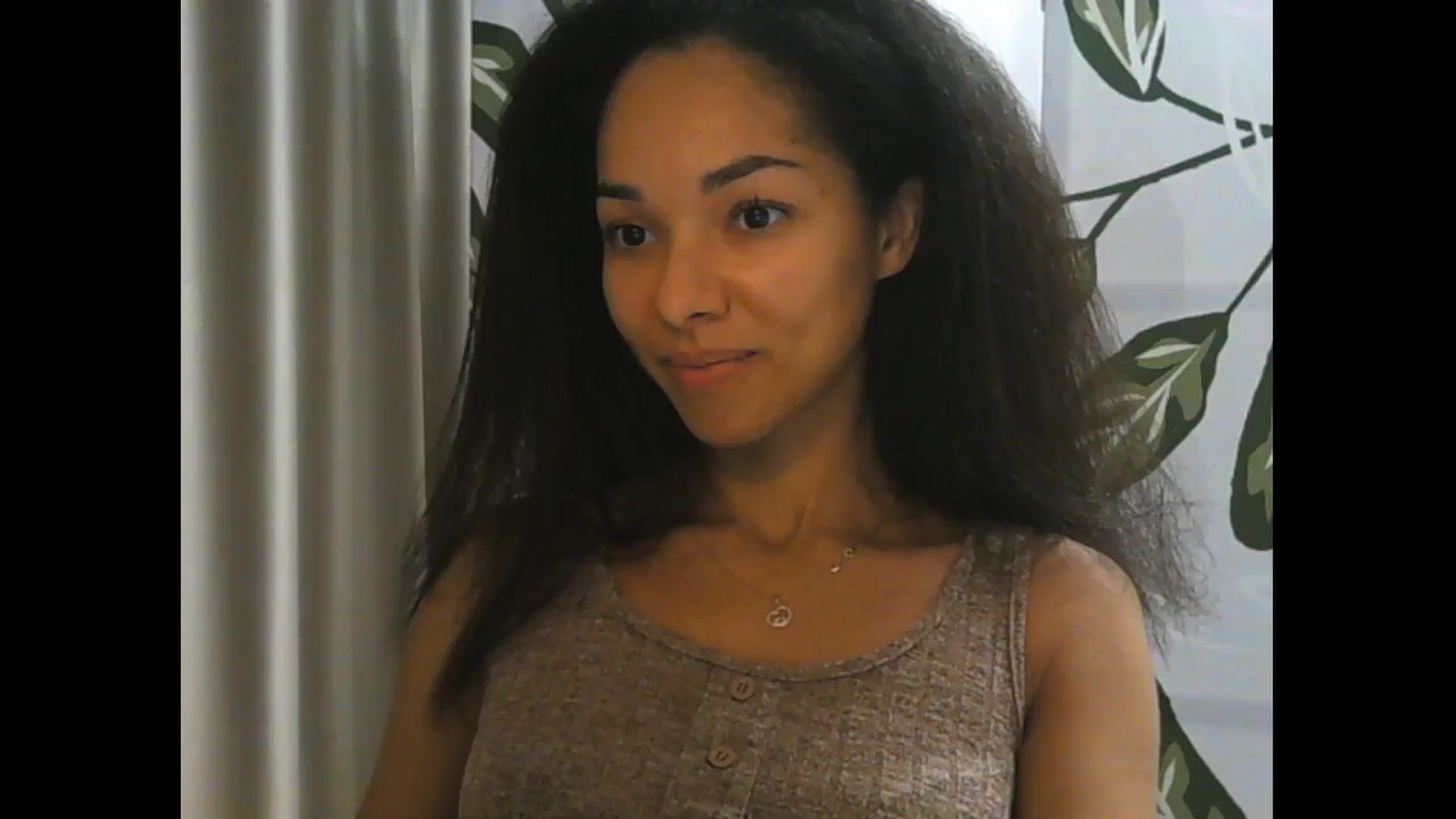 Gallery image thumbnail from Carmel_Dee's myfreecams stream on, 10/27/2024, 21:50 image 15 of 20