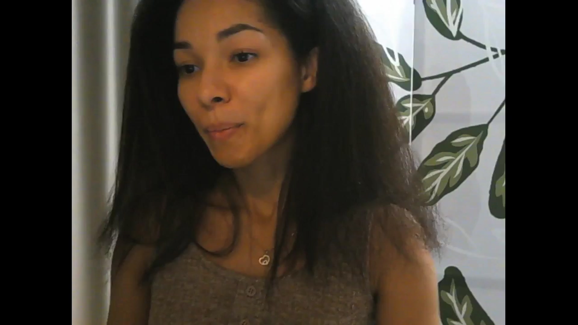 Gallery image thumbnail from Carmel_Dee's myfreecams stream on, 10/27/2024, 21:50 image 16 of 20
