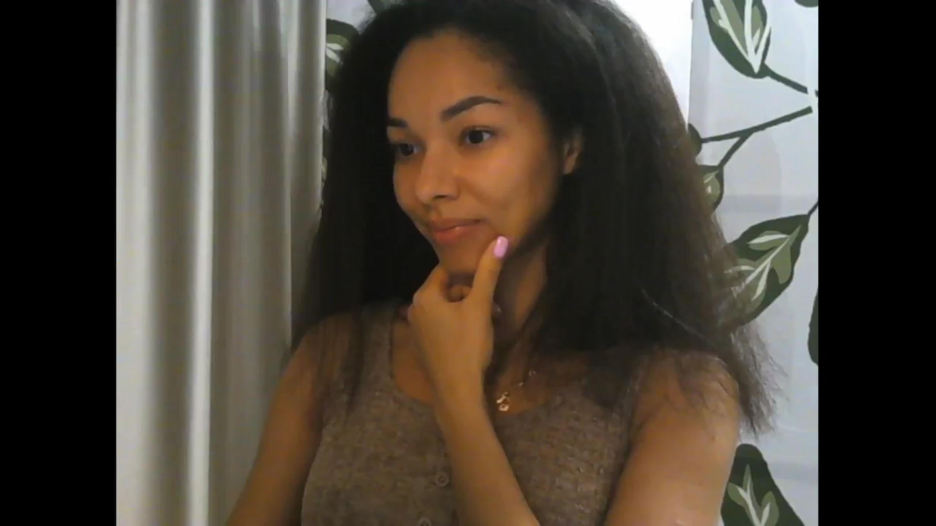 Gallery image thumbnail from Carmel_Dee's myfreecams stream on, 10/28/2024, 24:01 image 6 of 20