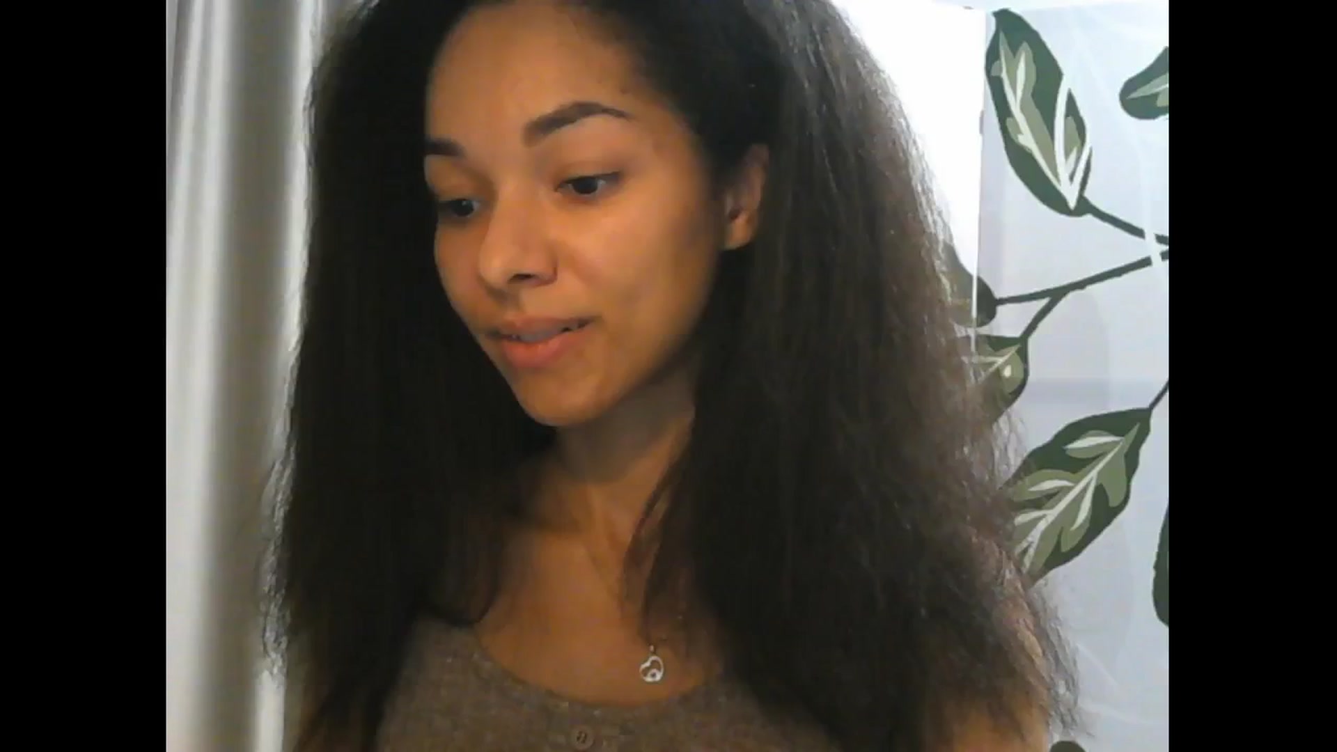 Gallery image thumbnail from Carmel_Dee's myfreecams stream on, 10/28/2024, 24:14 image 16 of 20