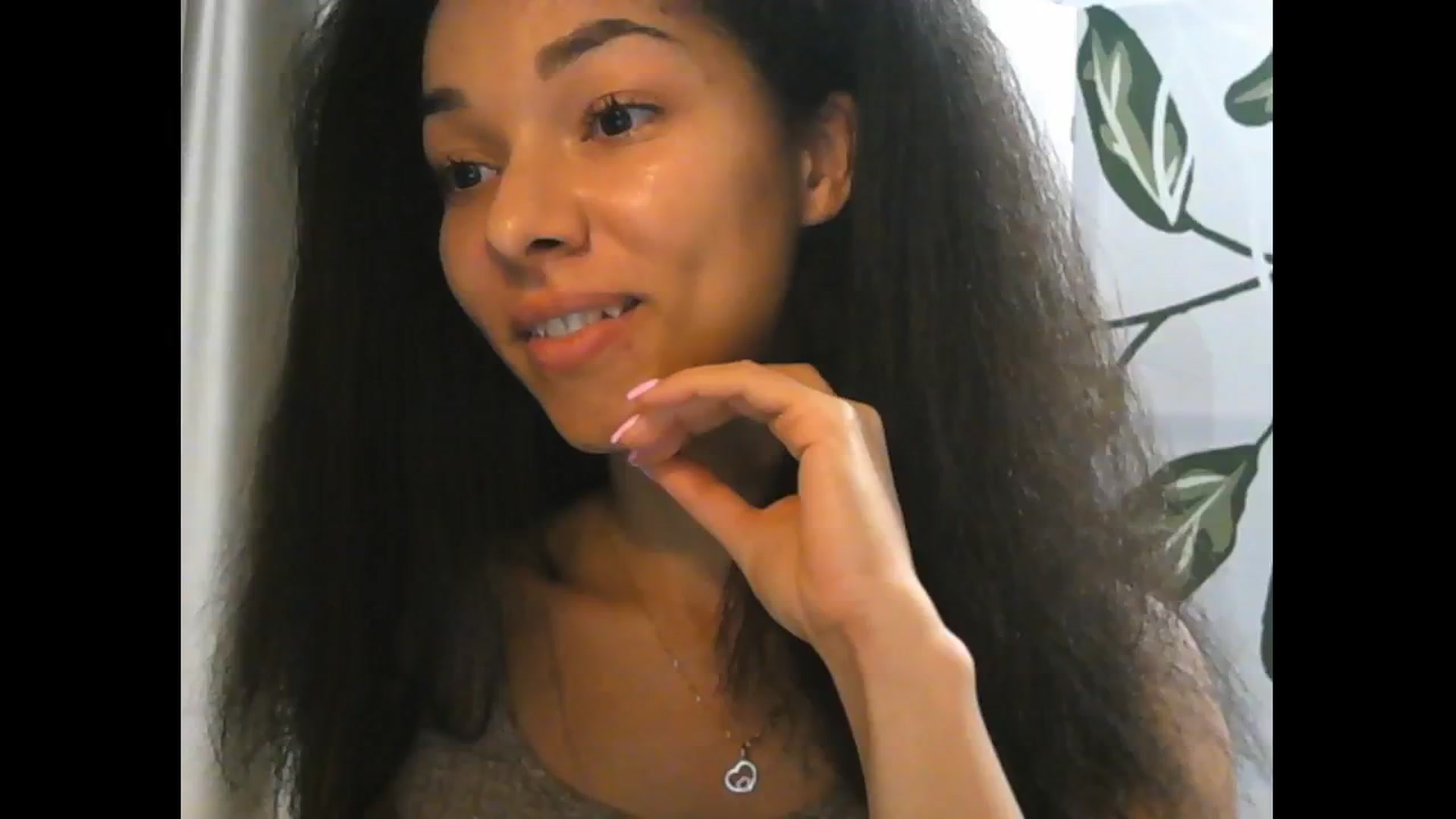 Gallery image thumbnail from Carmel_Dee's myfreecams stream on, 10/28/2024, 24:14 image 18 of 20