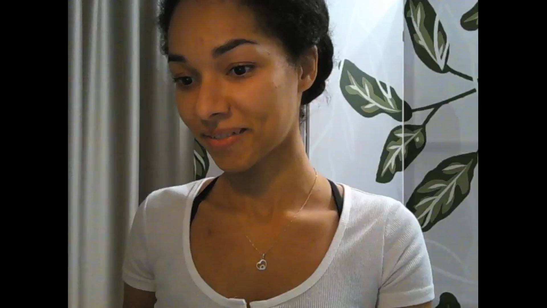 Gallery image thumbnail from Carmel_Dee's myfreecams stream on, 11/04/2024, 21:04 image 12 of 20