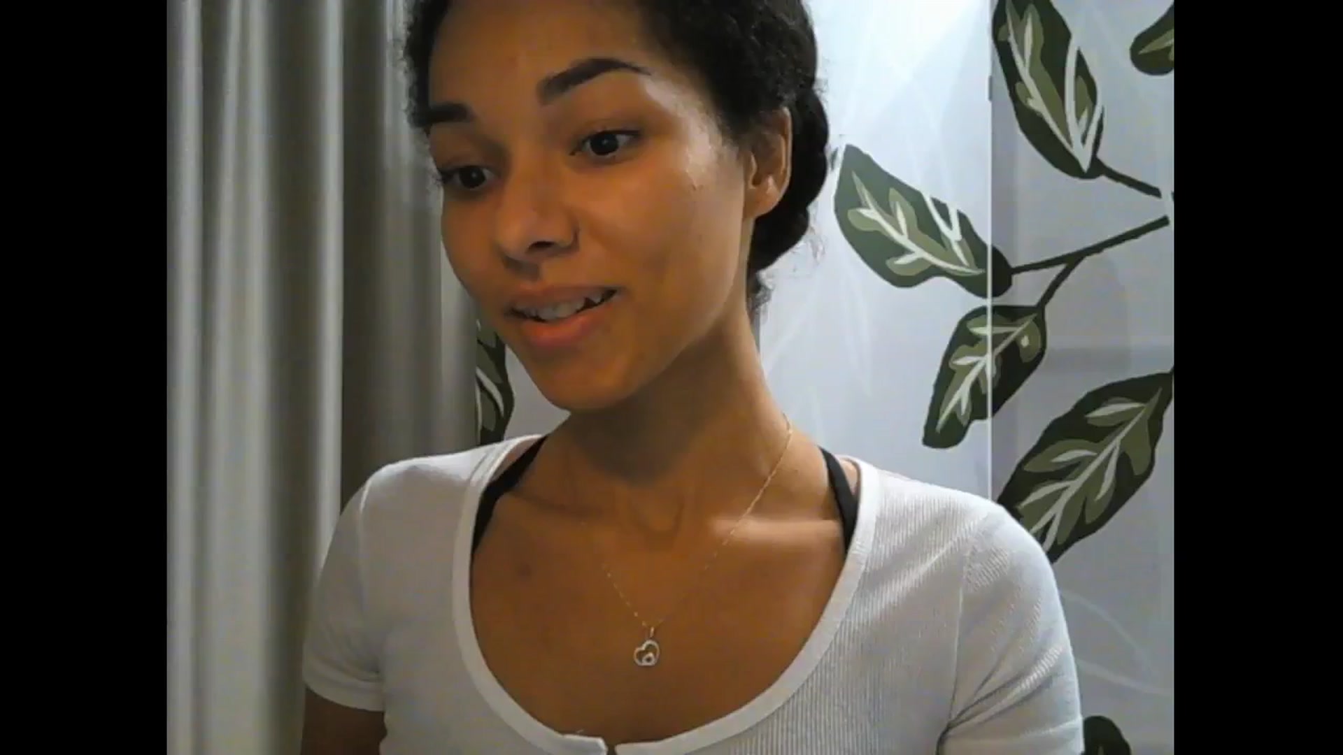 Gallery image thumbnail from Carmel_Dee's myfreecams stream on, 11/04/2024, 21:04 image 9 of 20