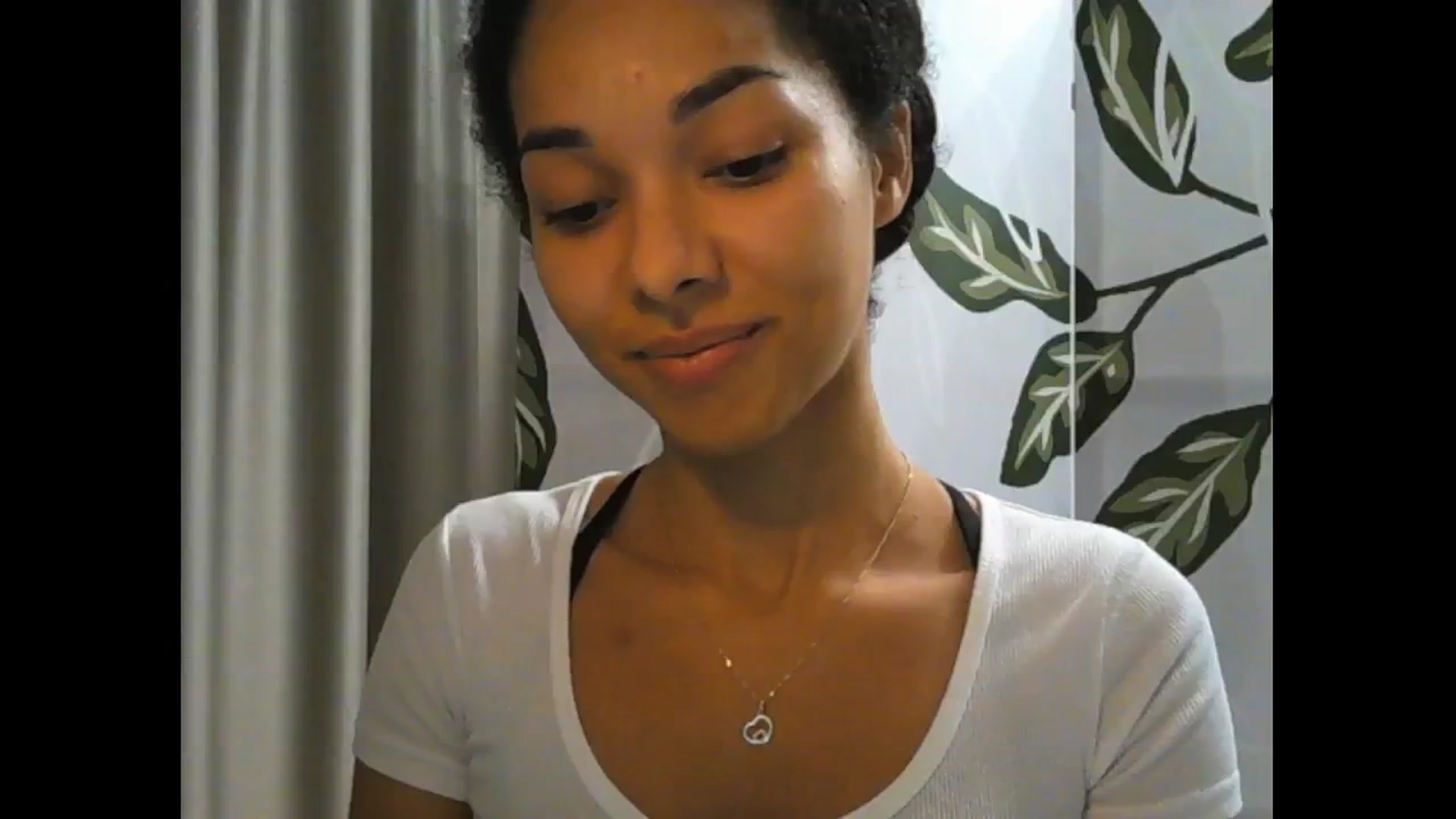 Gallery image thumbnail from Carmel_Dee's myfreecams stream on, 11/04/2024, 21:04 image 2 of 20