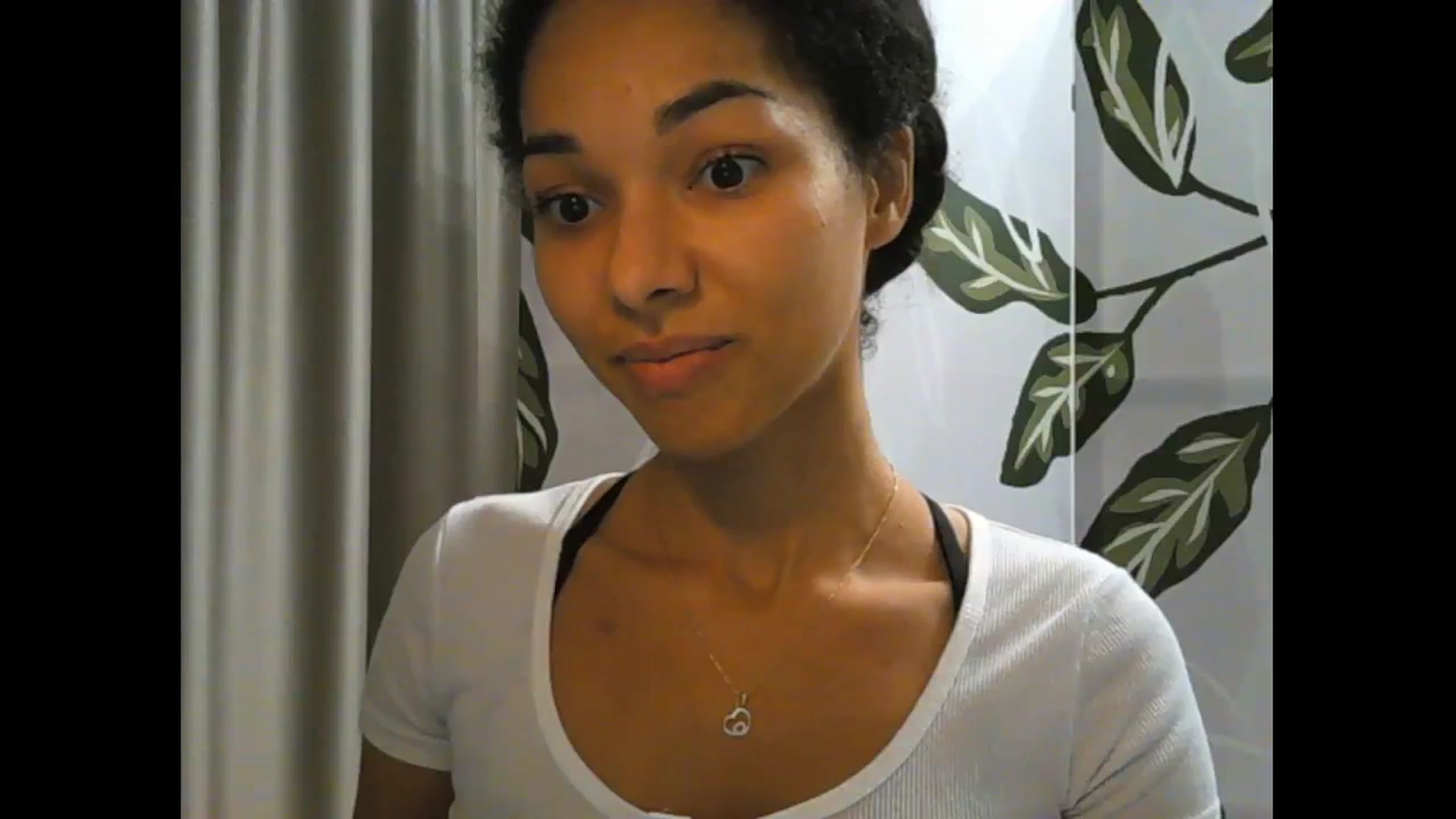 Gallery image thumbnail from Carmel_Dee's myfreecams stream on, 11/04/2024, 21:04 image 19 of 20