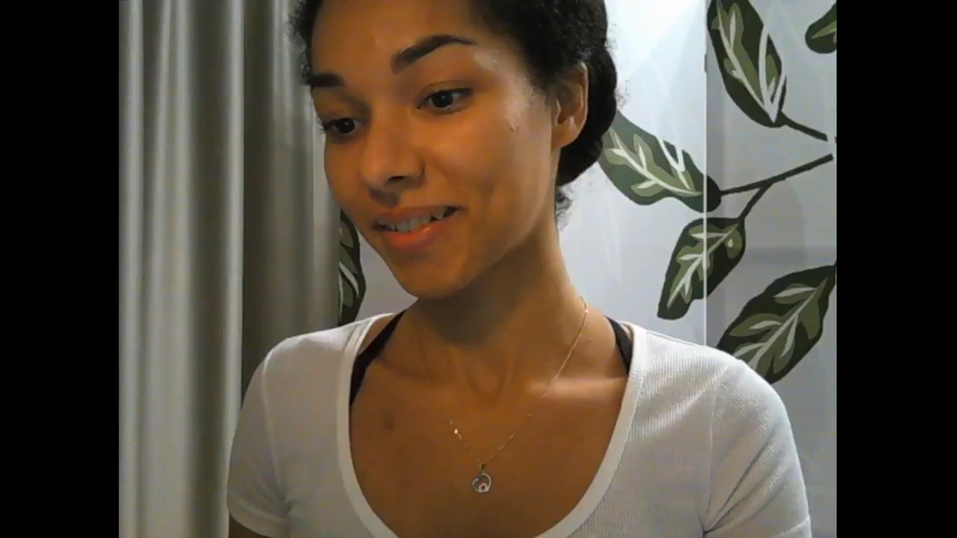 Gallery image thumbnail from Carmel_Dee's myfreecams stream on, 11/04/2024, 21:04 image 4 of 20