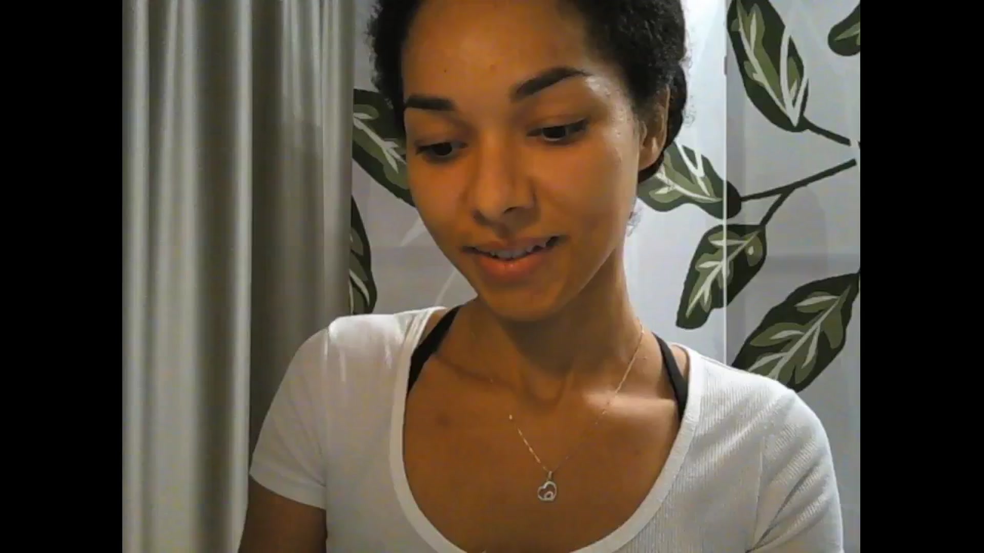 Gallery image thumbnail from Carmel_Dee's myfreecams stream on, 11/04/2024, 21:49 image 2 of 20