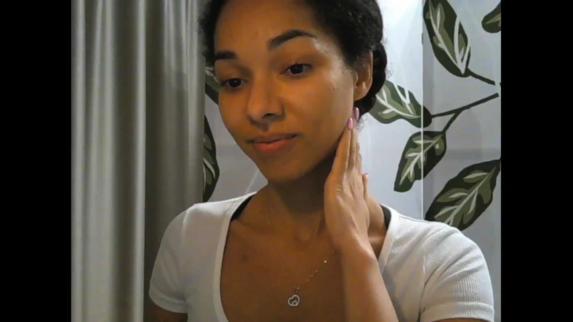 Gallery image thumbnail from Carmel_Dee's myfreecams stream on, 11/04/2024, 22:47 image 2 of 20