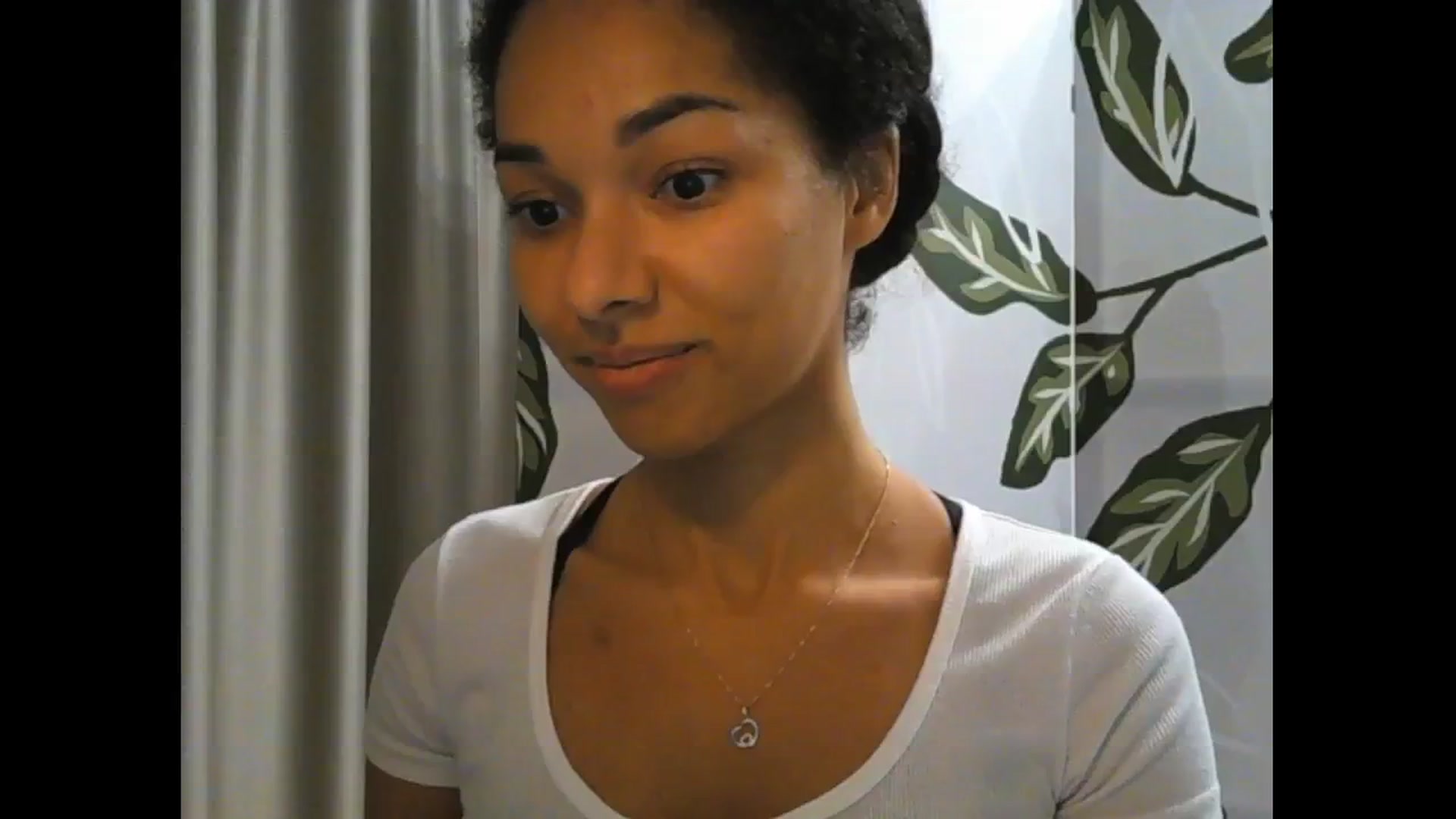 Gallery image thumbnail from Carmel_Dee's myfreecams stream on, 11/04/2024, 22:47 image 14 of 20