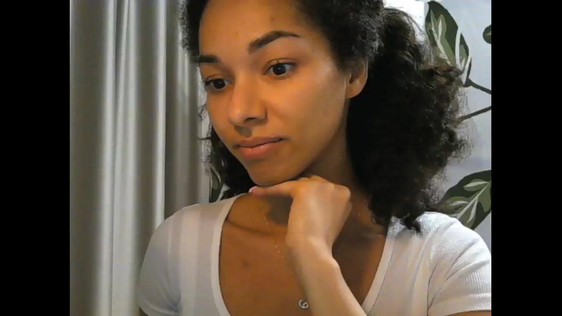 Gallery image thumbnail from Carmel_Dee's myfreecams stream on, 11/06/2024, 14:14 image 6 of 20