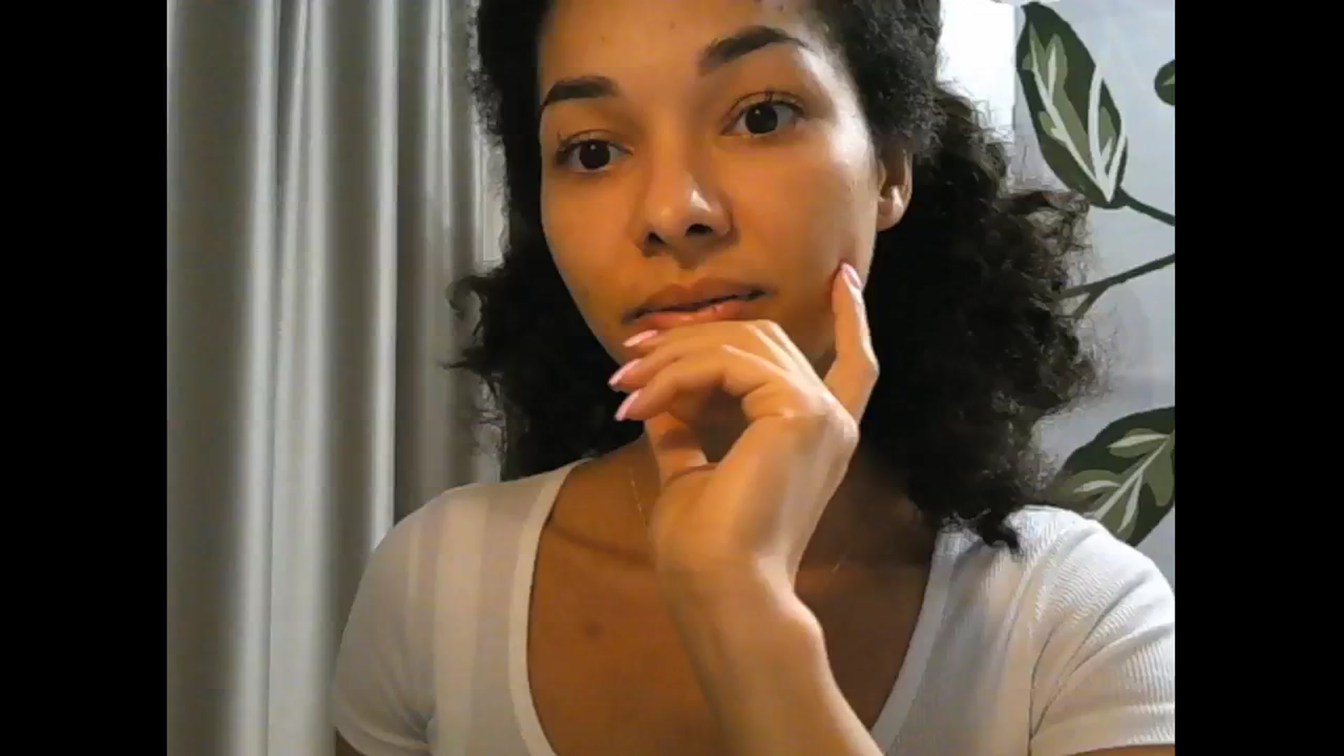 Gallery image thumbnail from Carmel_Dee's myfreecams stream on, 11/06/2024, 14:14 image 5 of 20