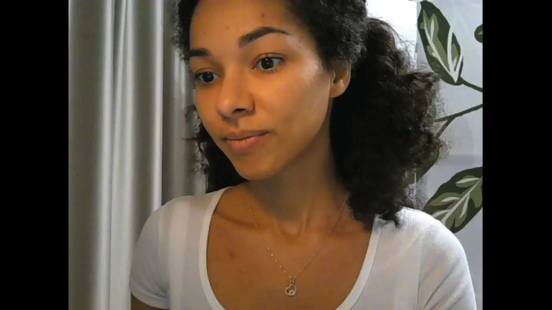 Gallery image thumbnail from Carmel_Dee's myfreecams stream on, 11/06/2024, 14:14 image 1 of 20
