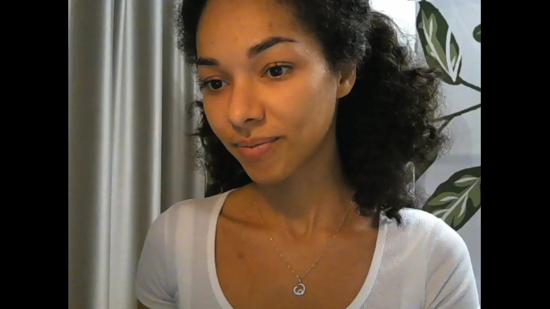 Gallery image thumbnail from Carmel_Dee's myfreecams stream on, 11/06/2024, 14:14 image 2 of 20