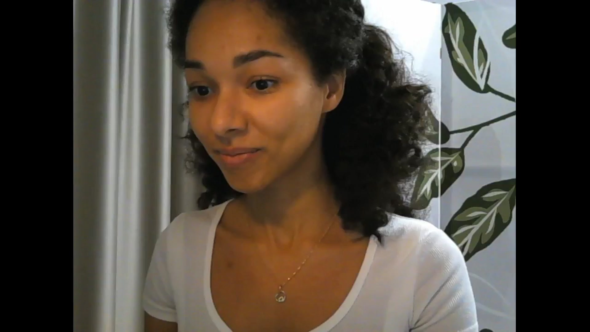 Gallery image thumbnail from Carmel_Dee's myfreecams stream on, 11/06/2024, 15:31 image 11 of 20