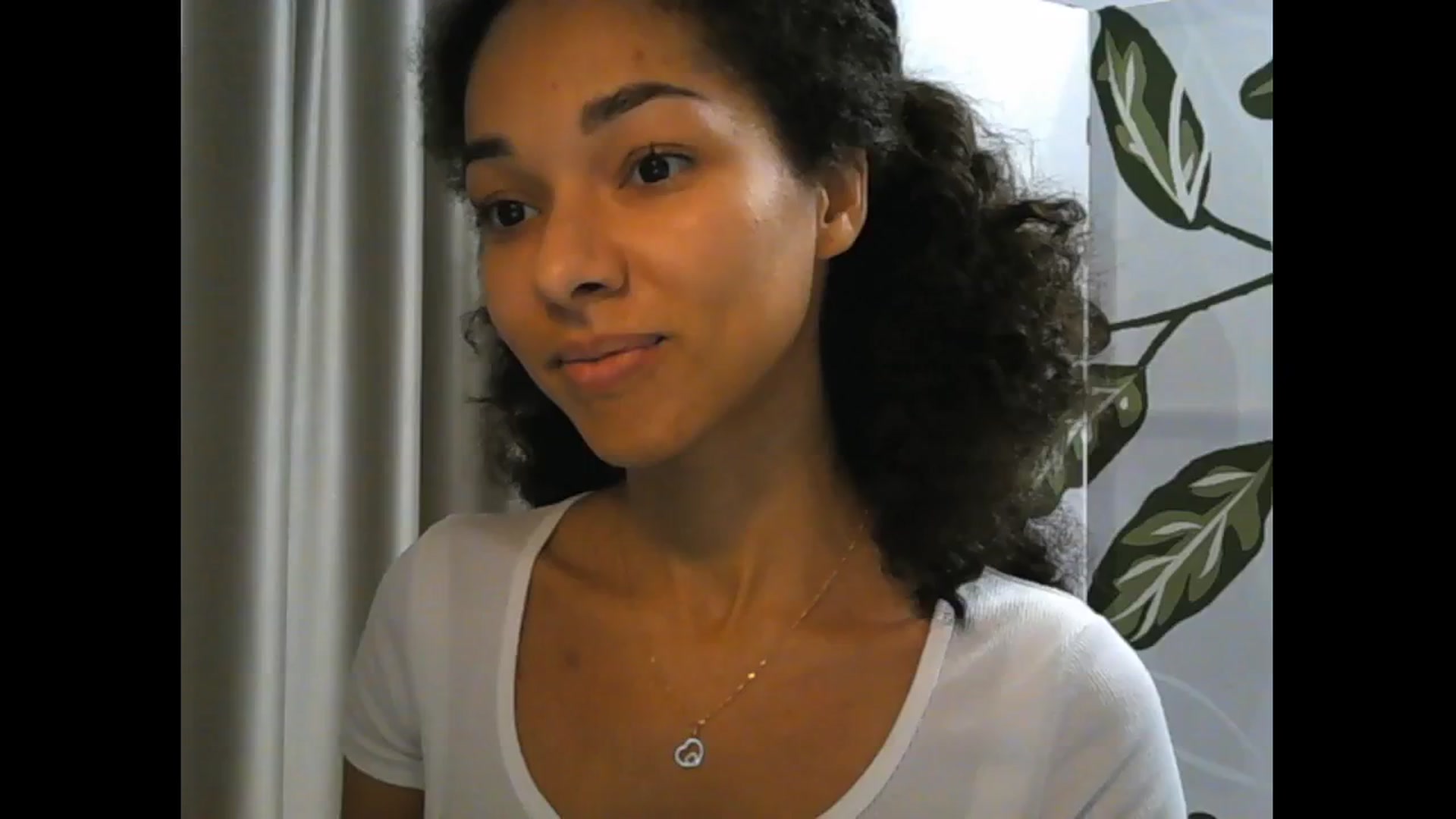 Gallery image thumbnail from Carmel_Dee's myfreecams stream on, 11/06/2024, 15:31 image 14 of 20