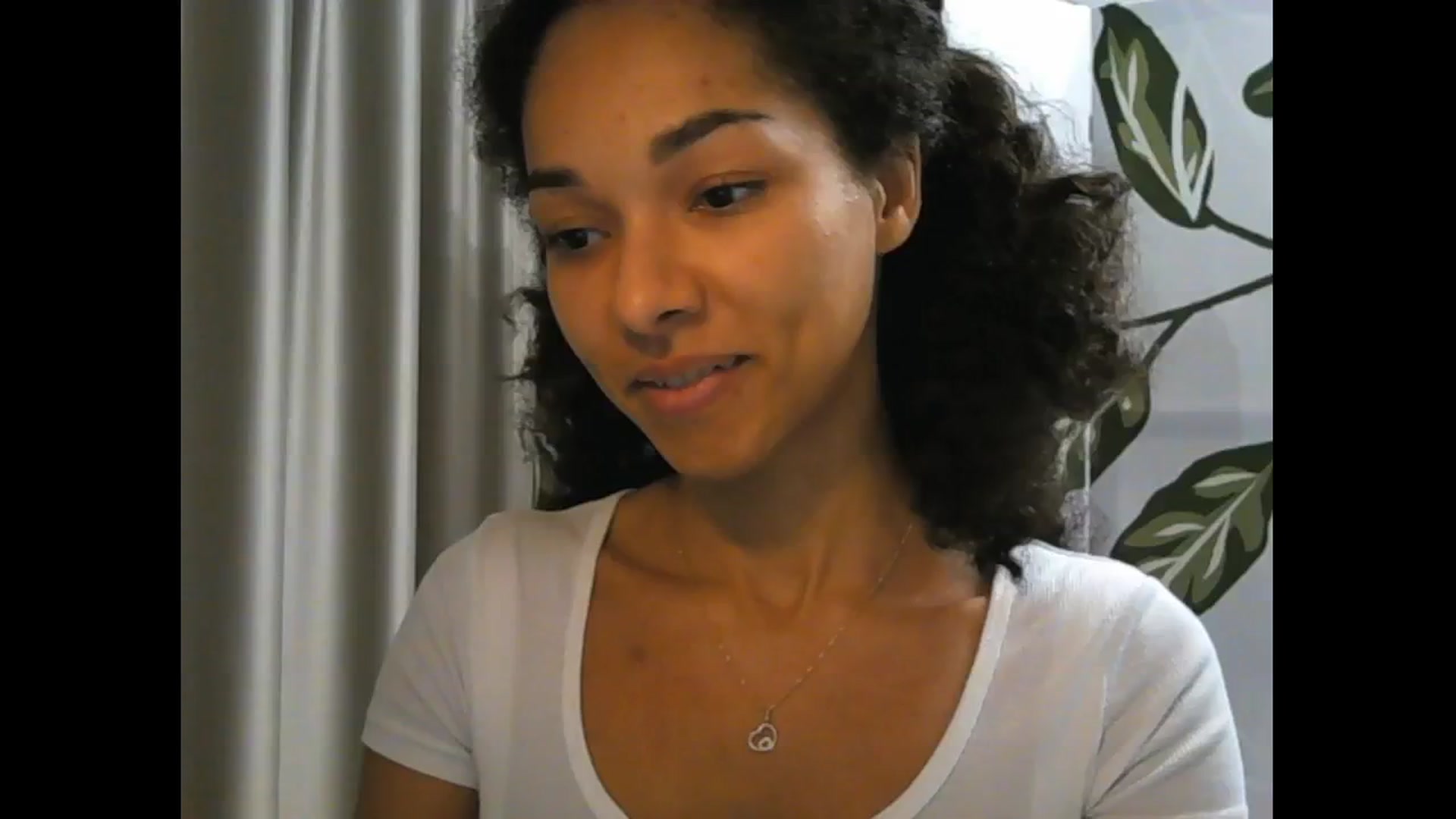 Gallery image thumbnail from Carmel_Dee's myfreecams stream on, 11/06/2024, 15:31 image 5 of 20