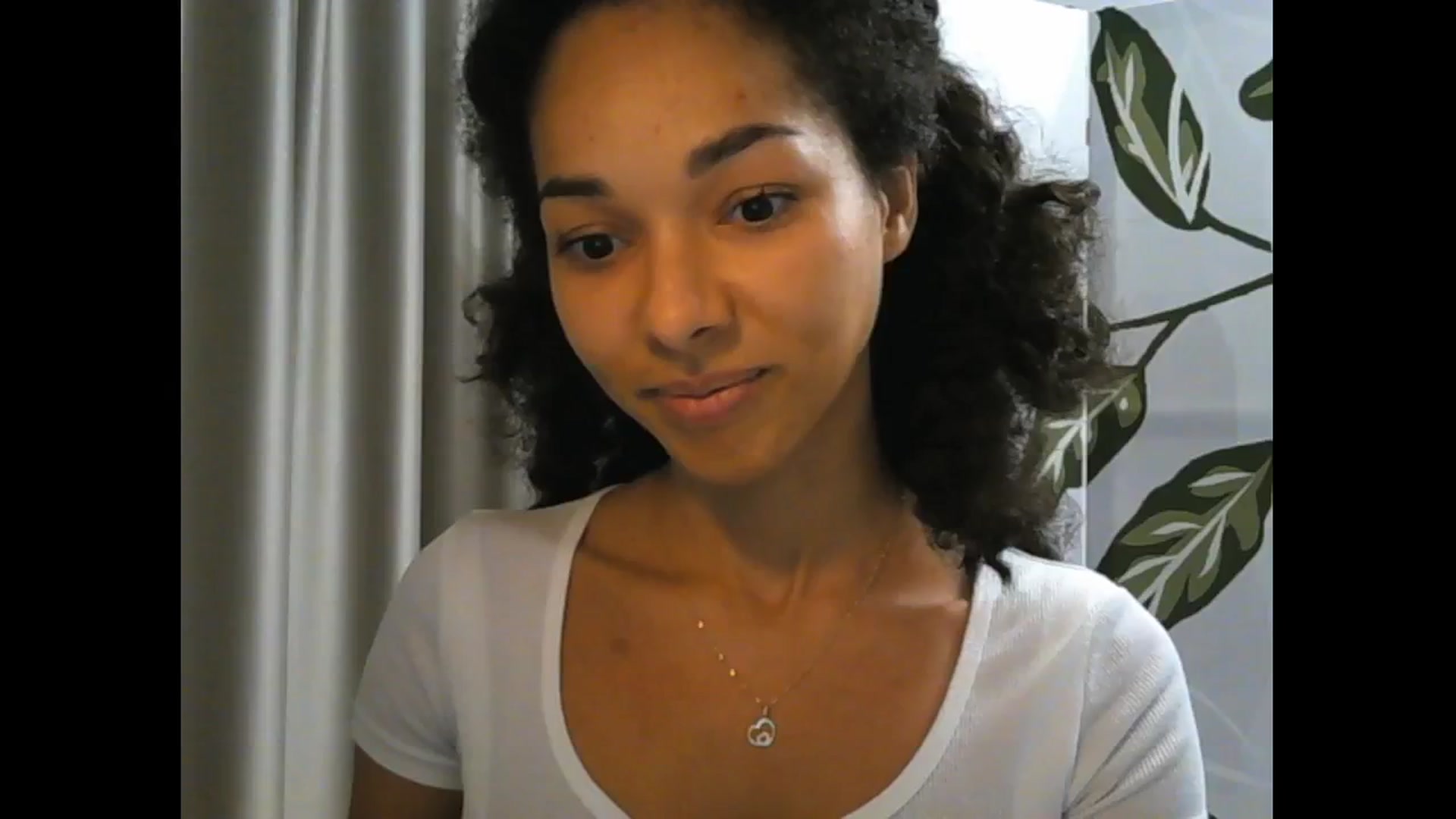 Gallery image thumbnail from Carmel_Dee's myfreecams stream on, 11/06/2024, 15:31 image 10 of 20