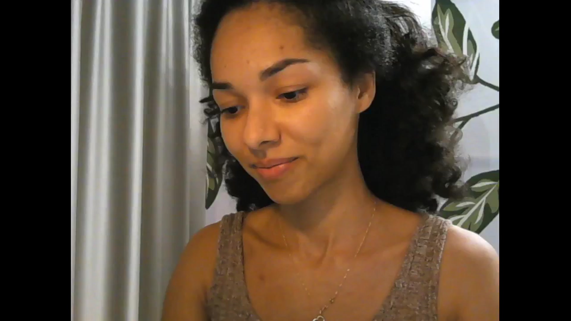 Gallery image thumbnail from Carmel_Dee's myfreecams stream on, 11/07/2024, 17:11 image 12 of 20