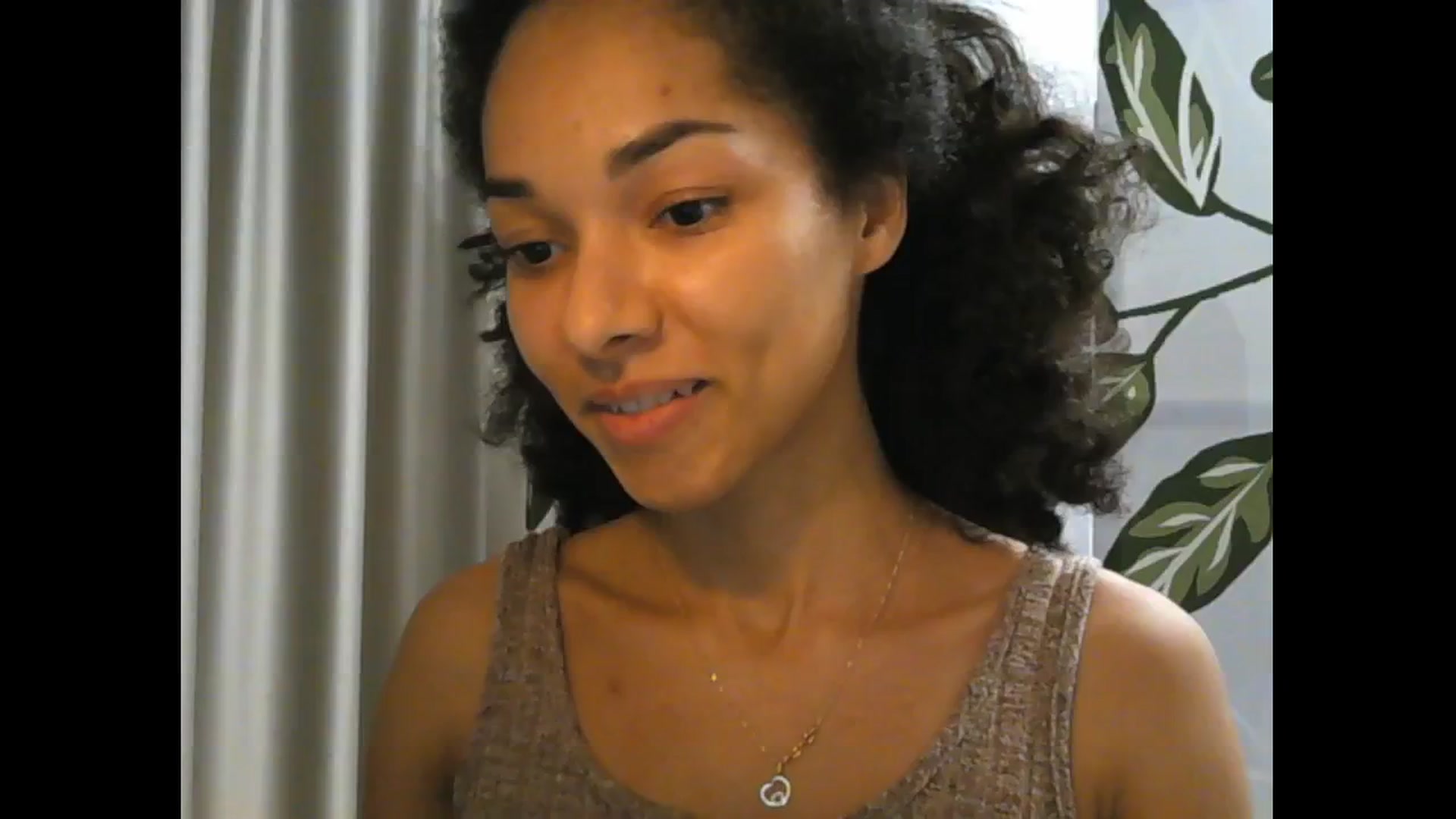 Gallery image thumbnail from Carmel_Dee's myfreecams stream on, 11/07/2024, 17:11 image 18 of 20