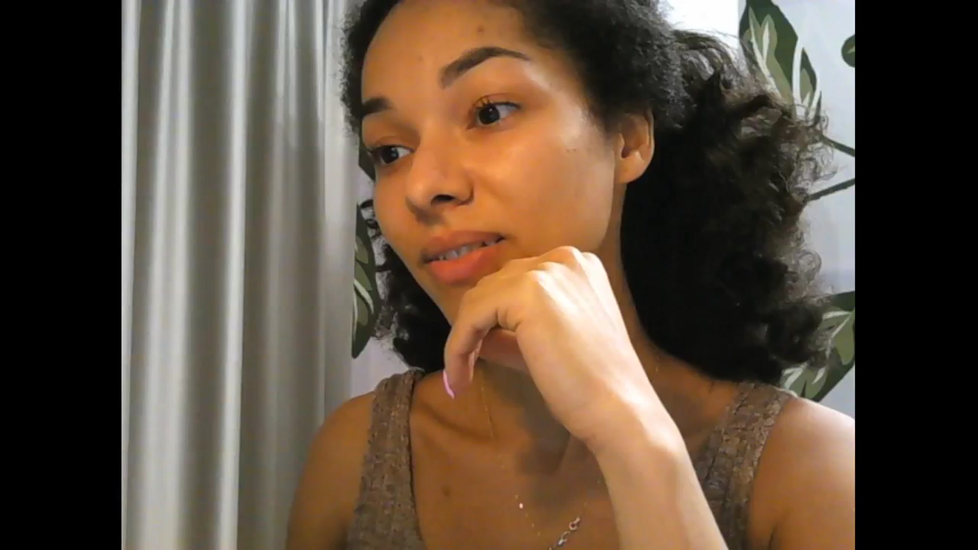 Gallery image thumbnail from Carmel_Dee's myfreecams stream on, 11/07/2024, 17:11 image 9 of 20