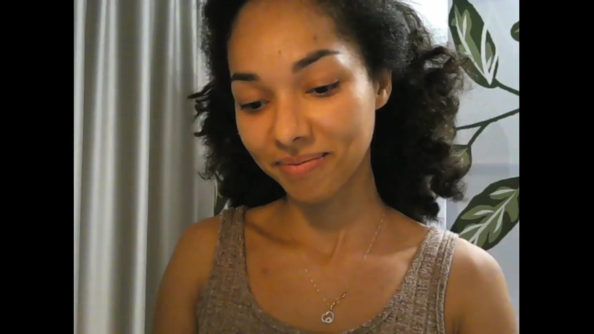 Gallery image thumbnail from Carmel_Dee's myfreecams stream on, 11/07/2024, 17:11 image 17 of 20