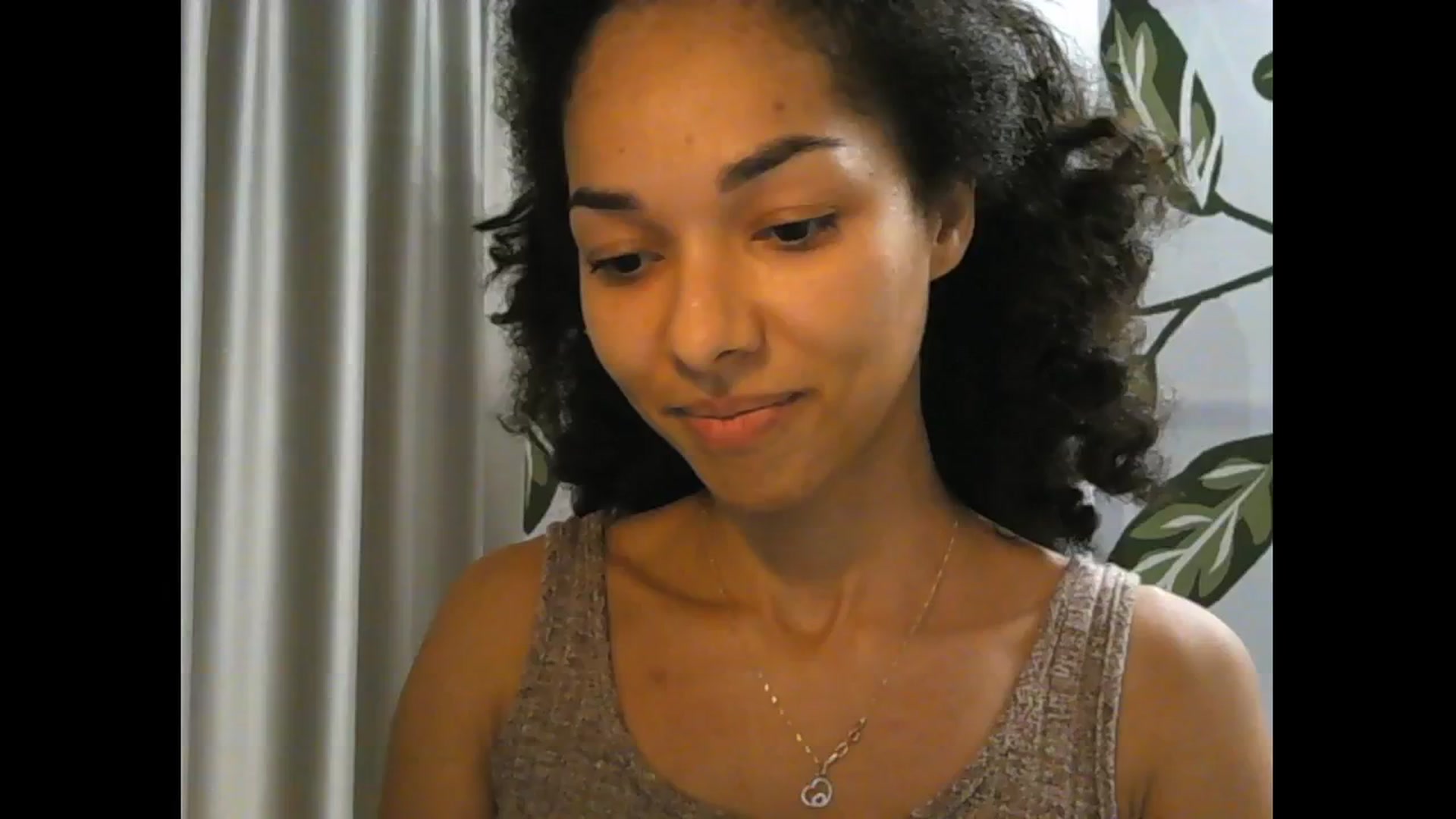 Gallery image thumbnail from Carmel_Dee's myfreecams stream on, 11/07/2024, 17:11 image 15 of 20