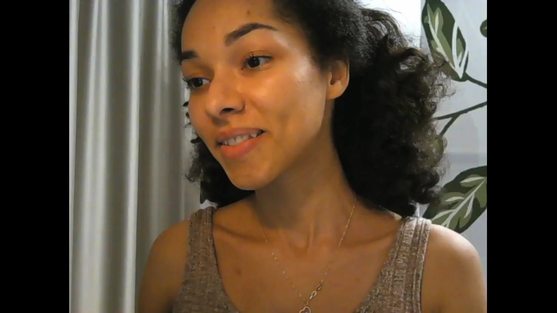 Gallery image thumbnail from Carmel_Dee's myfreecams stream on, 11/07/2024, 17:11 image 14 of 20