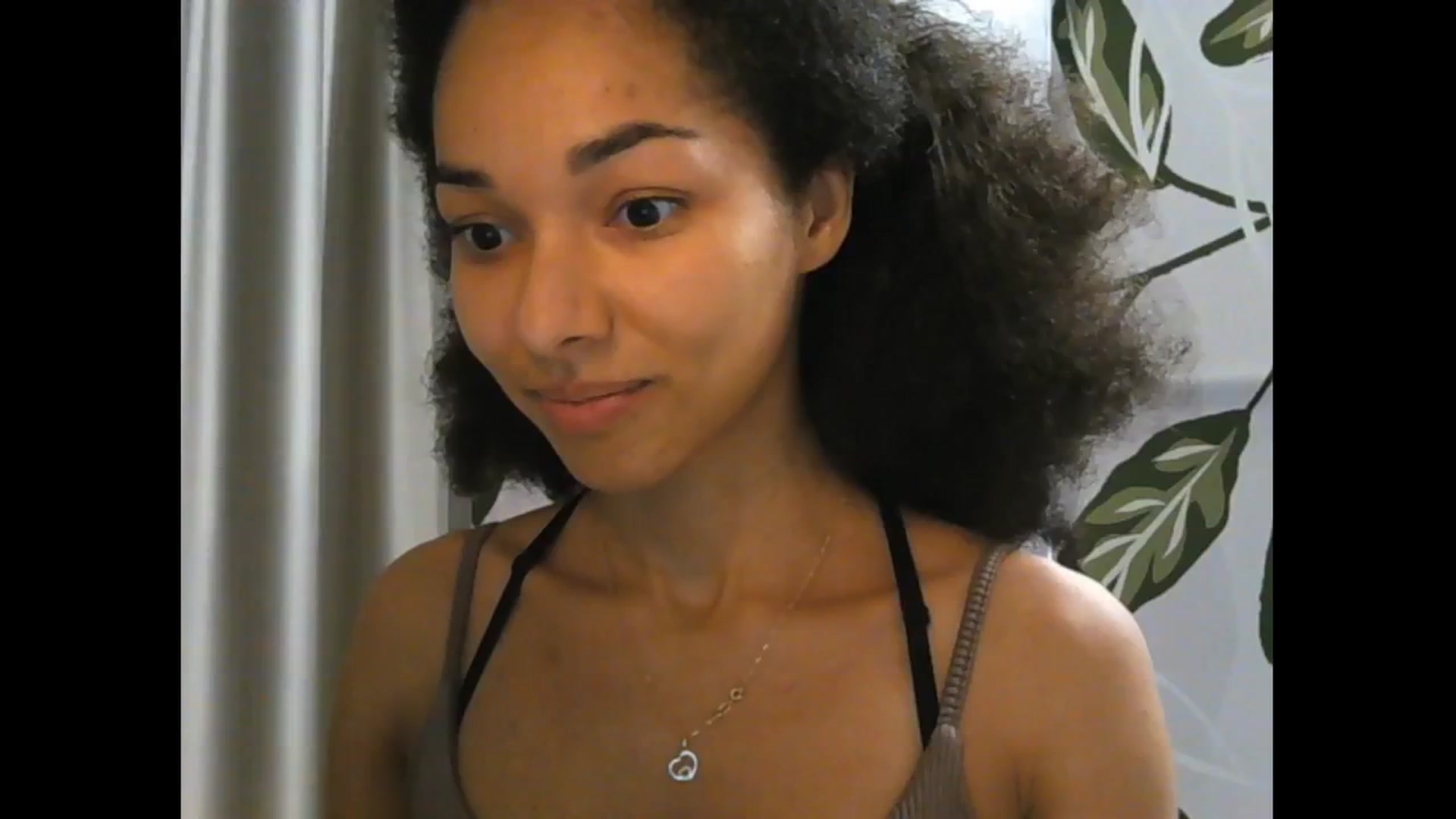 Gallery image thumbnail from Carmel_Dee's myfreecams stream on, 11/11/2024, 22:29 image 4 of 20