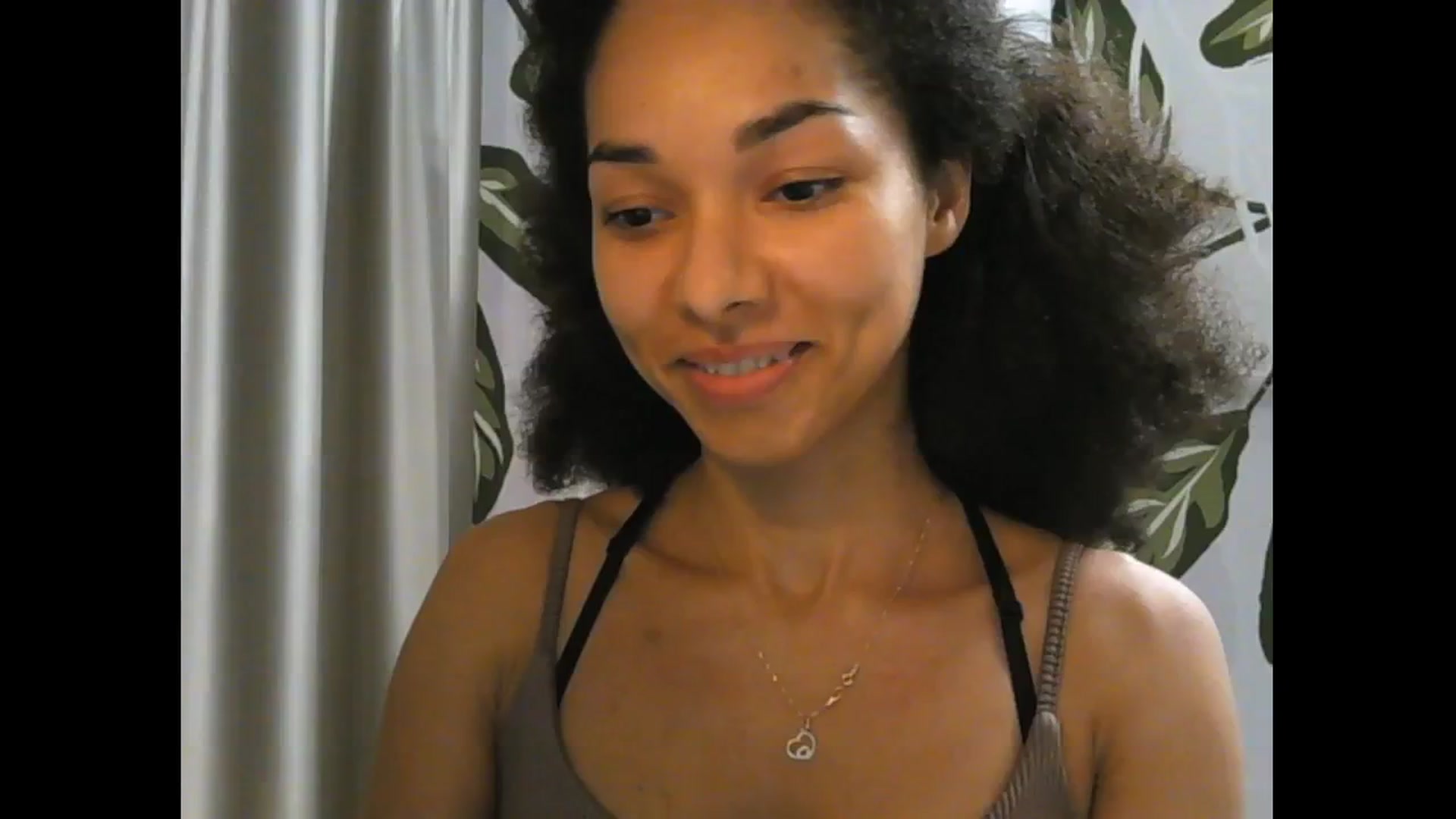 Gallery image thumbnail from Carmel_Dee's myfreecams stream on, 11/11/2024, 22:29 image 11 of 20
