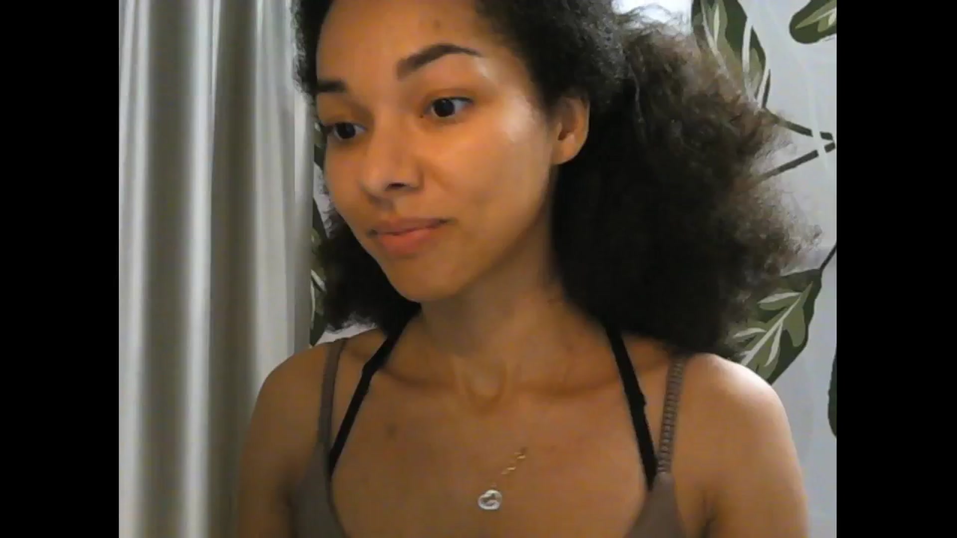 Gallery image thumbnail from Carmel_Dee's myfreecams stream on, 11/11/2024, 22:29 image 14 of 20