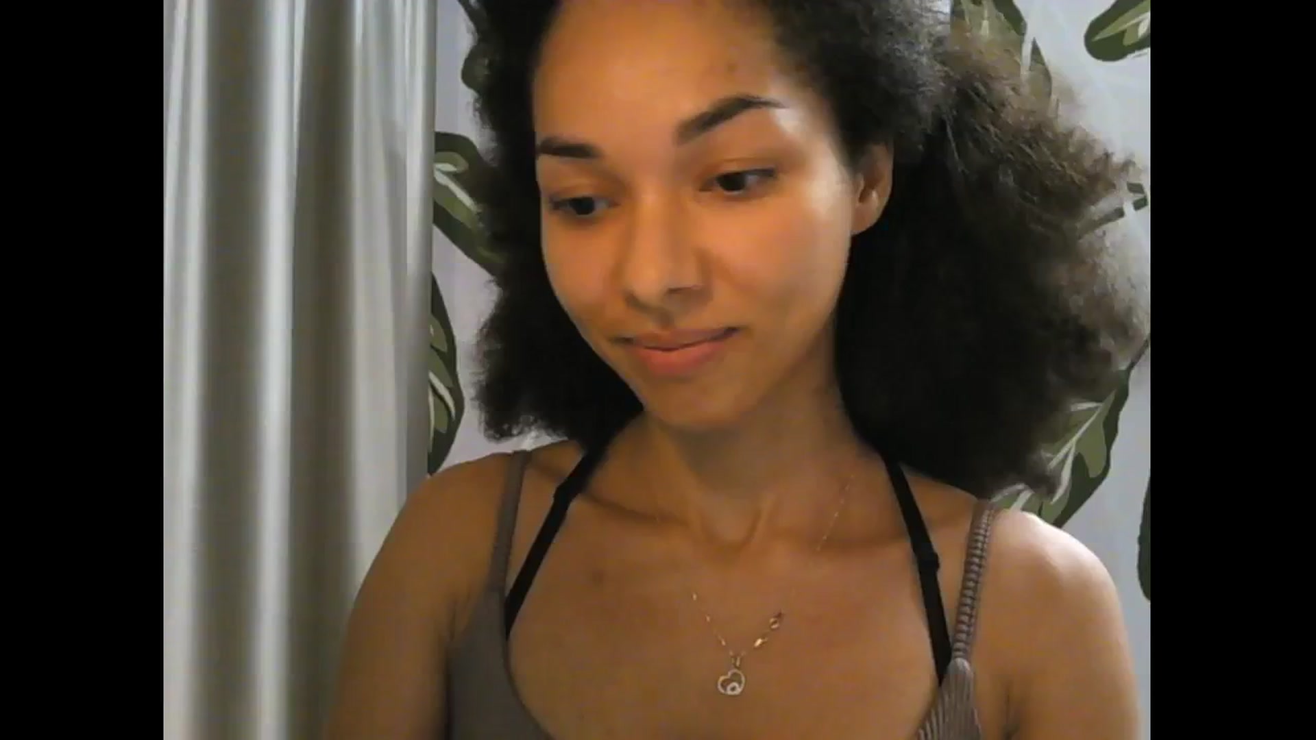 Gallery image thumbnail from Carmel_Dee's myfreecams stream on, 11/11/2024, 22:29 image 12 of 20