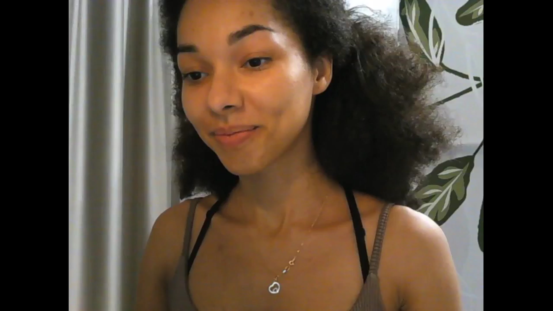 Gallery image thumbnail from Carmel_Dee's myfreecams stream on, 11/11/2024, 22:29 image 13 of 20
