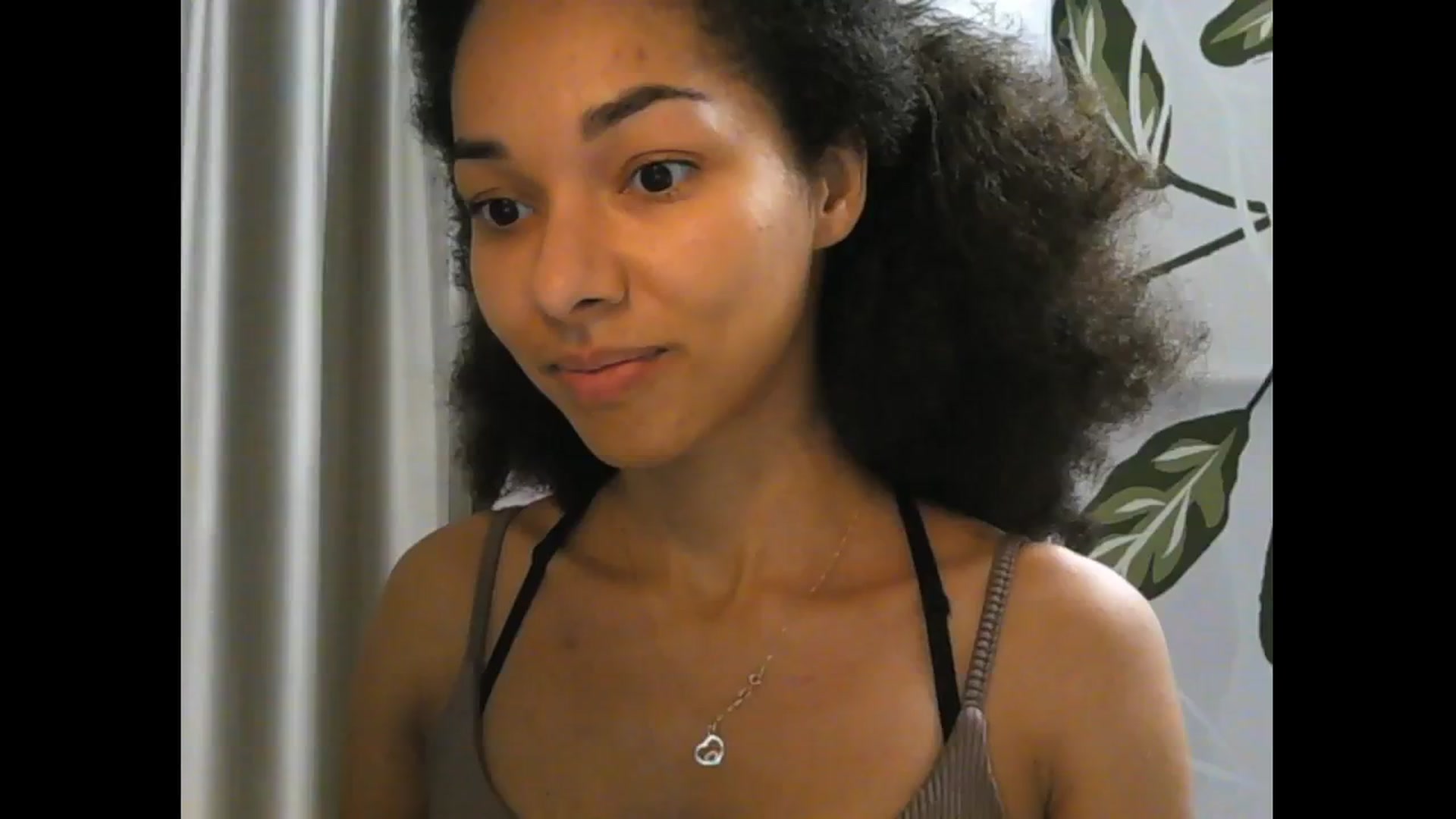 Gallery image thumbnail from Carmel_Dee's myfreecams stream on, 11/11/2024, 22:29 image 8 of 20