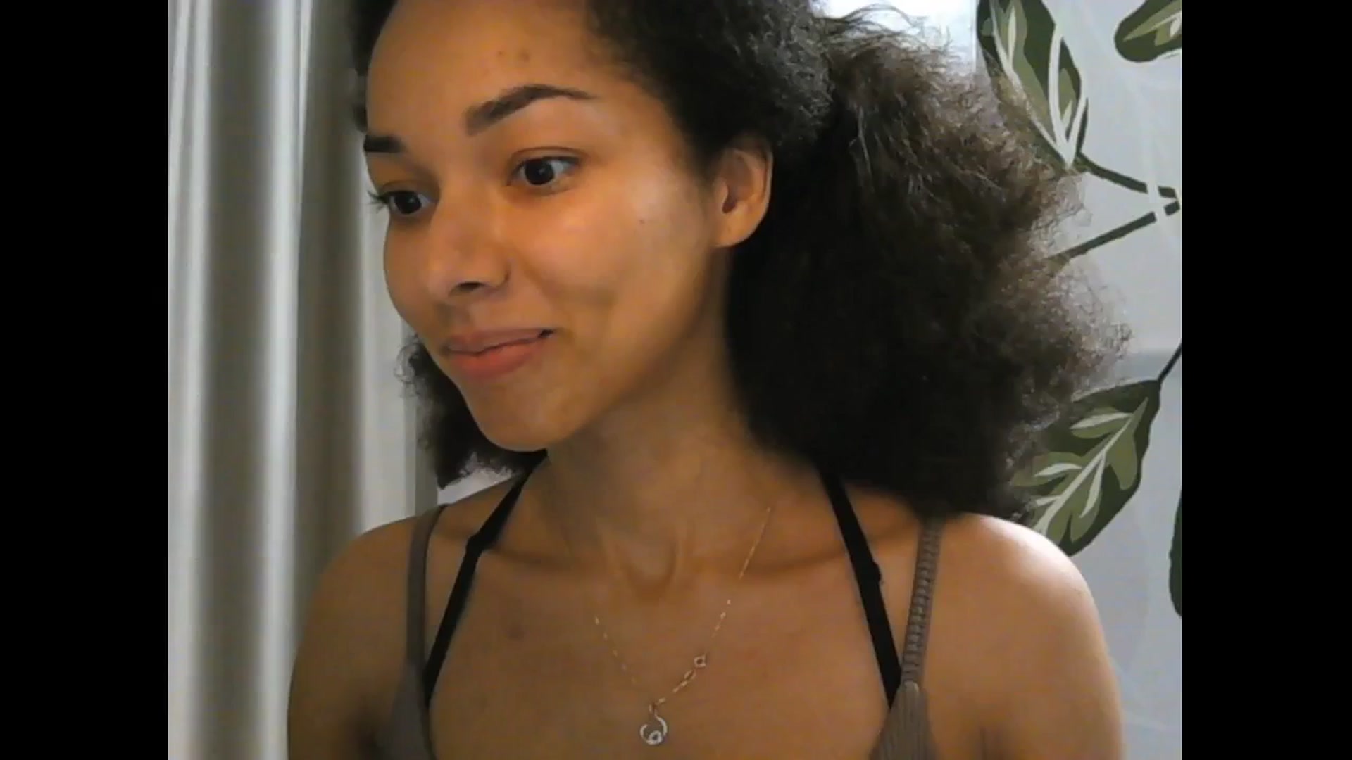 Gallery image thumbnail from Carmel_Dee's myfreecams stream on, 11/11/2024, 22:29 image 2 of 20
