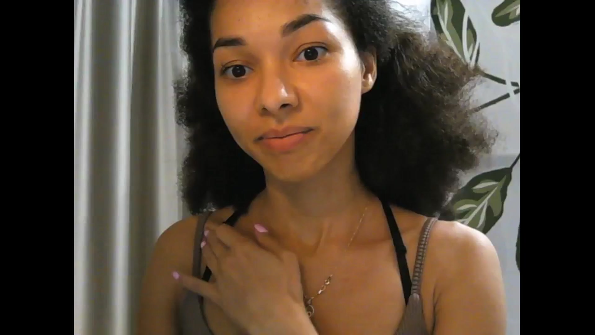 Gallery image thumbnail from Carmel_Dee's myfreecams stream on, 11/11/2024, 22:29 image 15 of 20