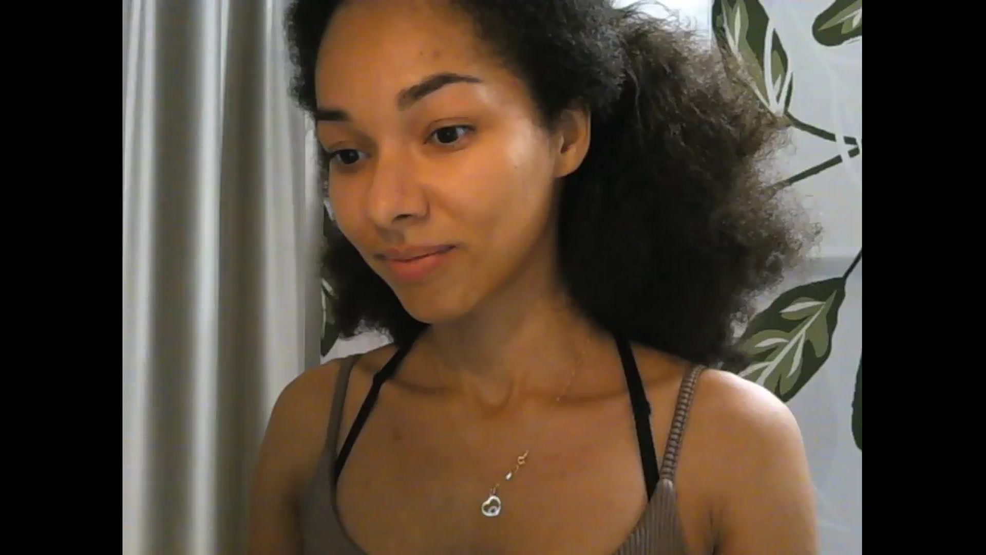 Gallery image thumbnail from Carmel_Dee's myfreecams stream on, 11/11/2024, 22:29 image 10 of 20